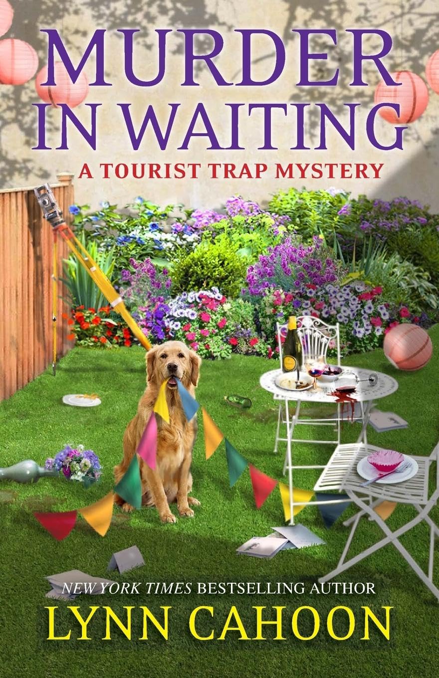 Murder in Waiting: 11 (A Tourist Trap Mystery)