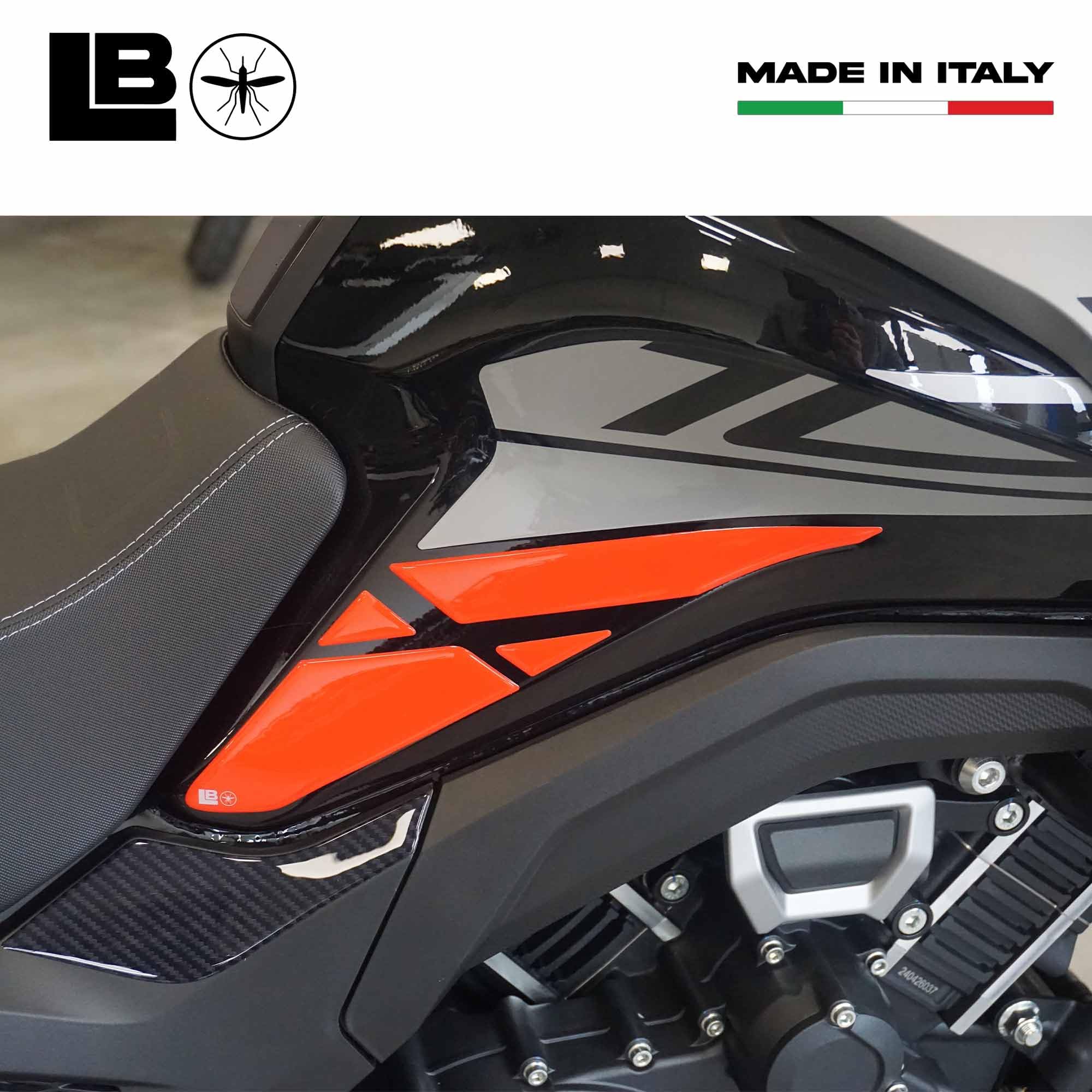 labelbike - Naklejki 3D na Zbiornik Motocykla i boczne Dekoracje z żywicy kompatybilne z Morbidelli T1002VX 2025 - Kolor Carbon Red