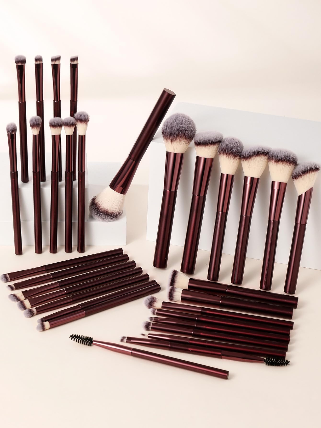 32pcs Soft to Touch makeup brush sets powder makeup brush Blush Brush Eyeshadow Brush For Daily Makeup On Face