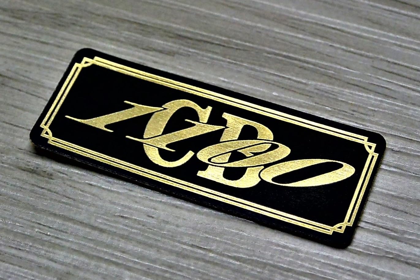 Amazon | QE-225-3 CB1100 黒/金 オリジナル ステッカー ビキニカウル 
