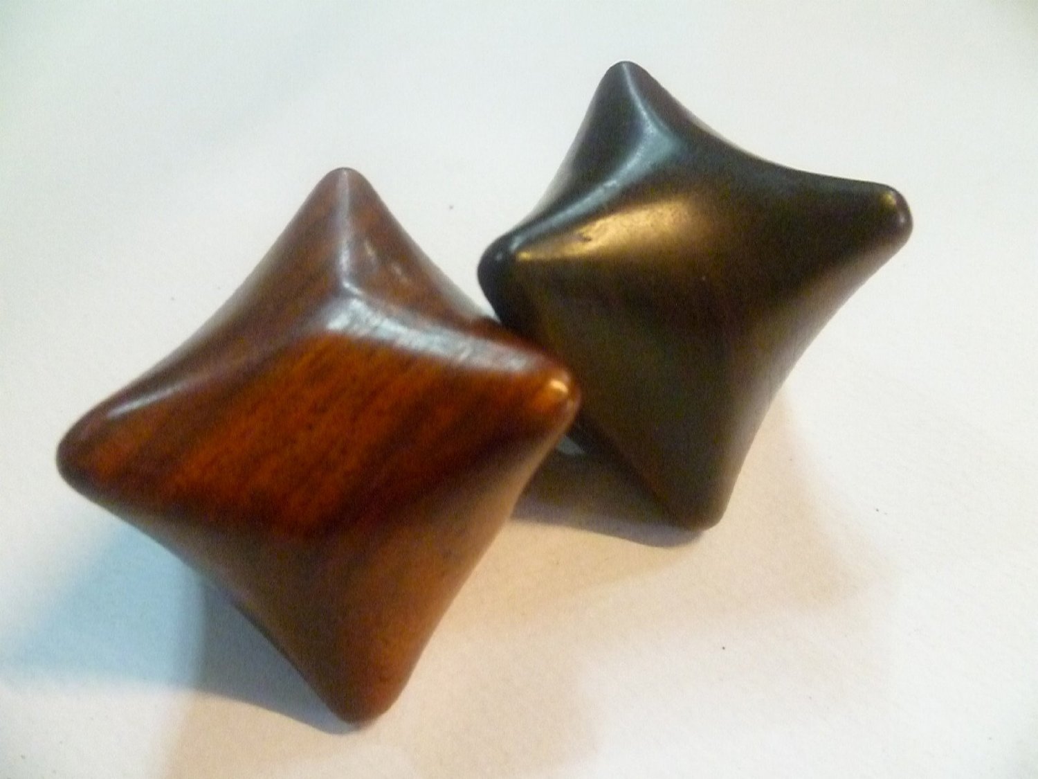 Amazing Reflexology Thai Foot Massage Wooden Star Shape Hand Massage Tool 2 pcs