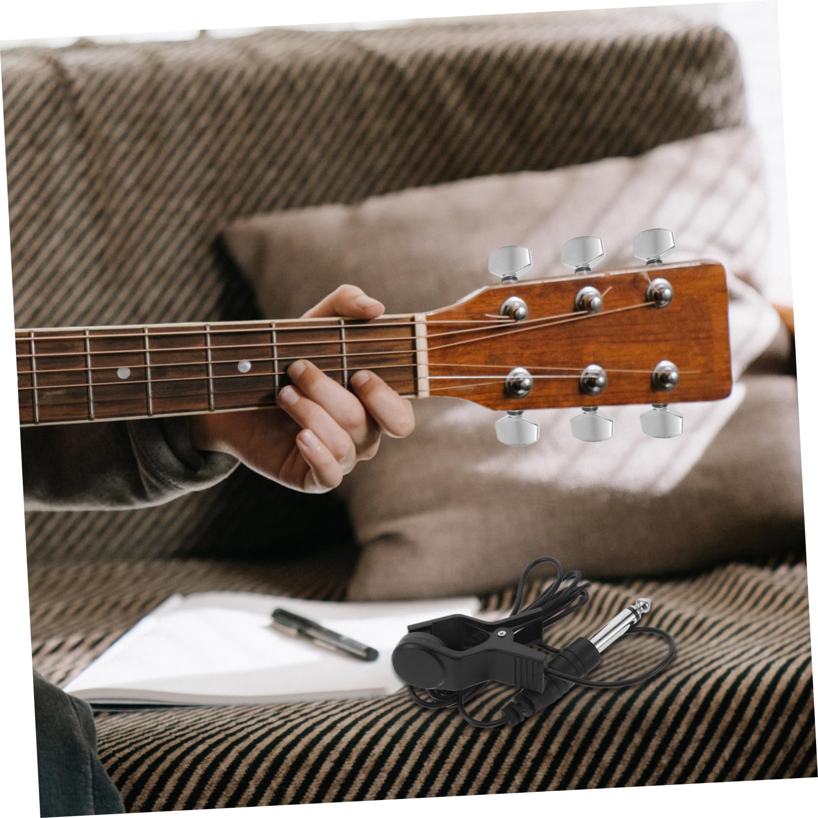 Toyvian Gitara O Zwiększonej Wydajności Z Przetwornikiem Clip-on Kompatybilna Z Wieloma Instrumentami Gałki Do Strojenia Mikrofonu Do Gitary Akustycznej Długość 03-1 M
