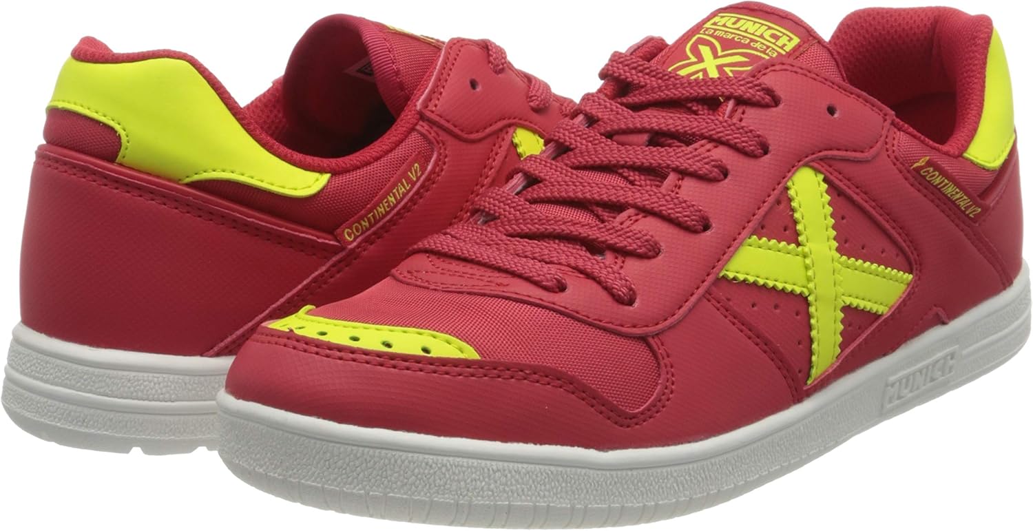 Munich Unisex-Adult Football Track Shoe