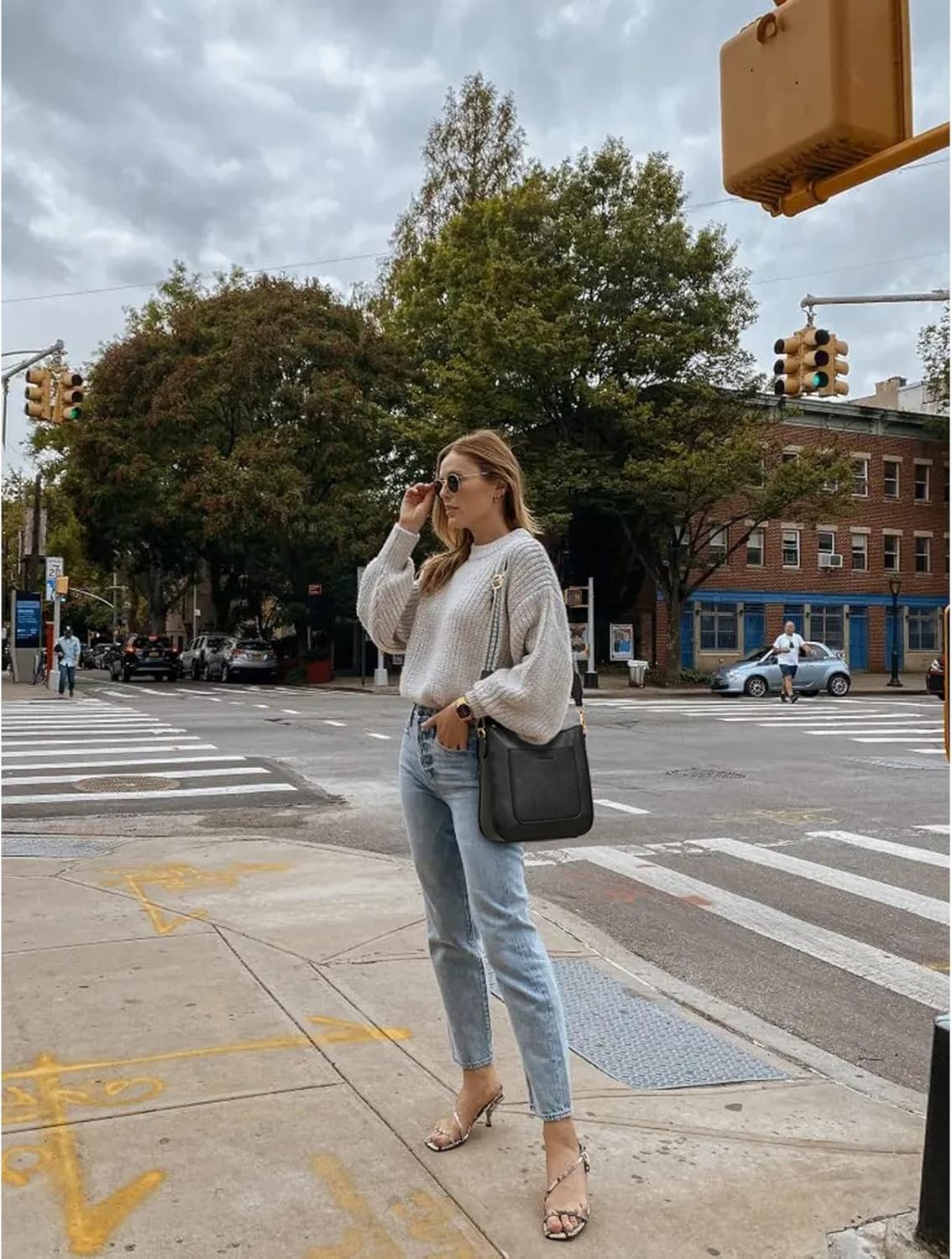 BOSTANTEN Crossbody Bags for Women Trendy Vegan Leather Guitar Strap Purse for Spring Travel - Image 2