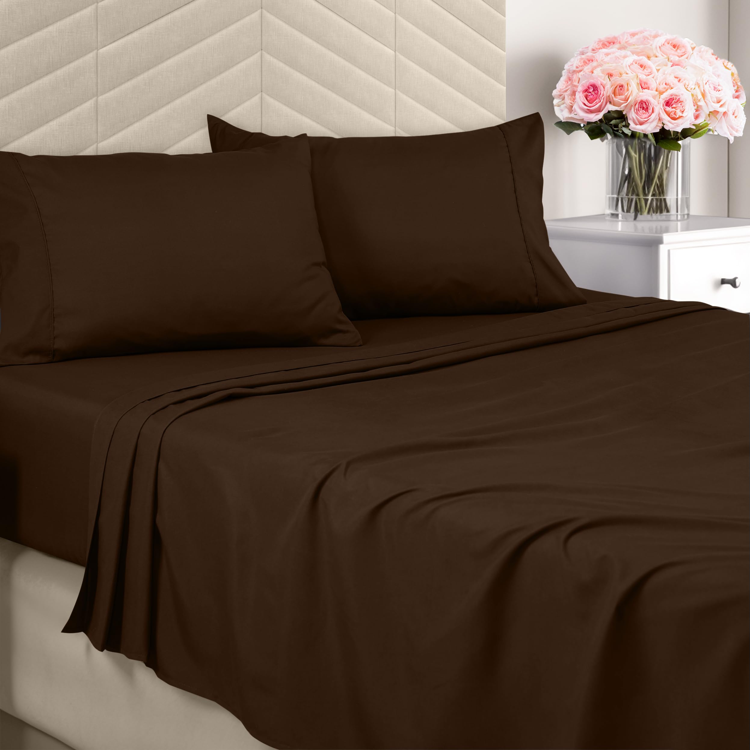 Utopia Bedding Queen Sheet Set - Brushed Microfiber - Soft Bed Sheets for Queen Size Bed Set - Includes 1 Fitted, 1 Flat, & 2 Pillow Cases - Deep Pocket (Brown)