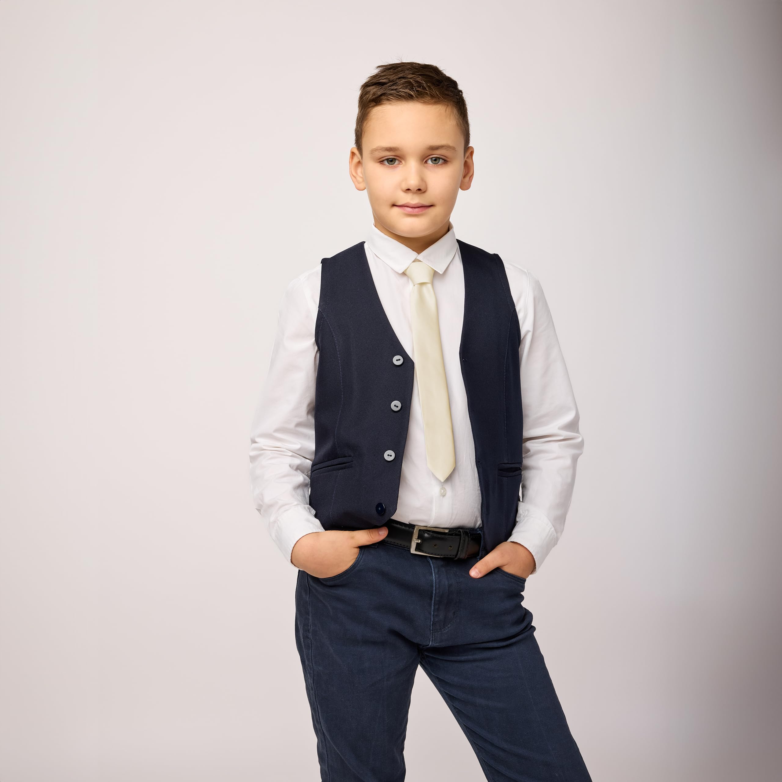 Ladeheid Corbata para niños para chicos - Aspecto elegante mate, Pre-atada con cierre autoadherente, Perfecta para ocasiones especiales - Corbata de clip estilosa tamaño 31cm x 4cm TKM