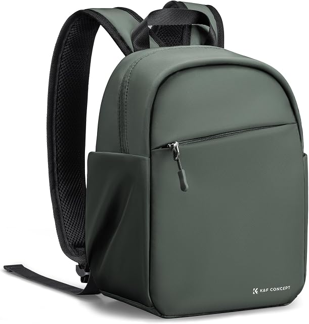 K&F Concept Camera Backpack, Lightweight Camera Bag for Photographers, Portable Photography Bag Compatible with Canon/Nikon/Sony - Green