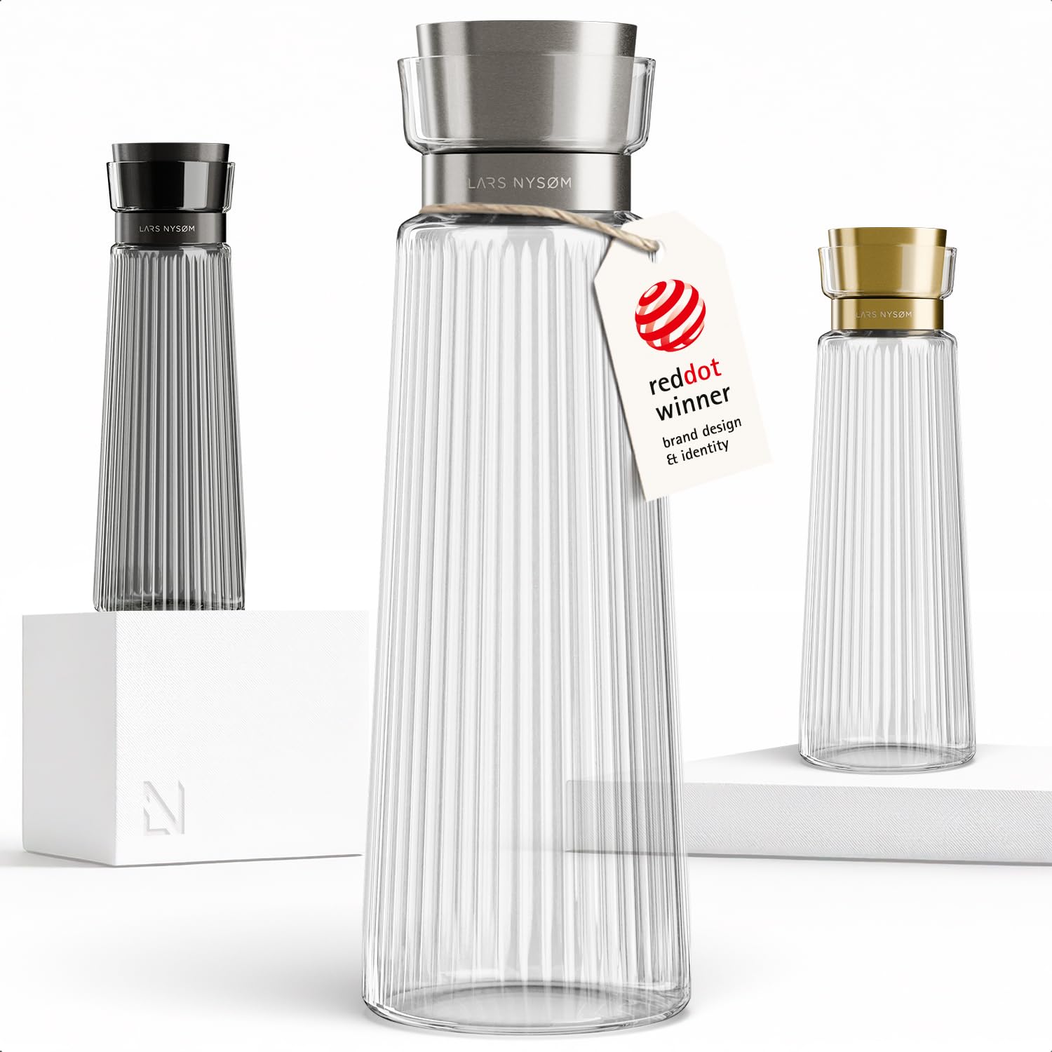 LARS NYSØM Water Carafe 1,5l with Stainless Steel Lid with Integrated Strainer | Elegant Glass Carafe & Pitcher for Juice, Lemonade | Water Jug for Everyday Use & Guests (Pure/Steel, 1500ml)