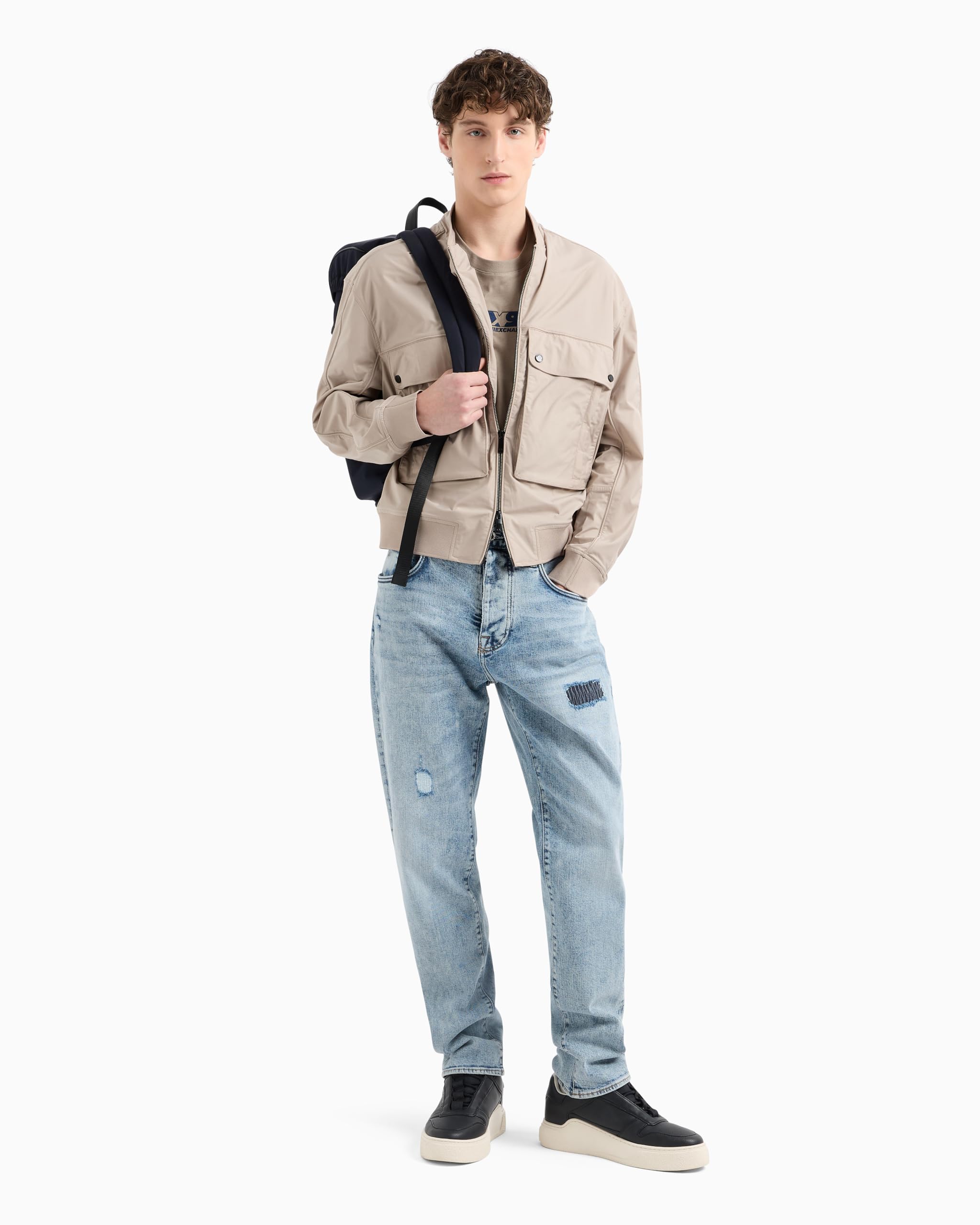 Armani Exchange Utility Edge, Sustainable, Emboidered Logo Camiseta Hombre