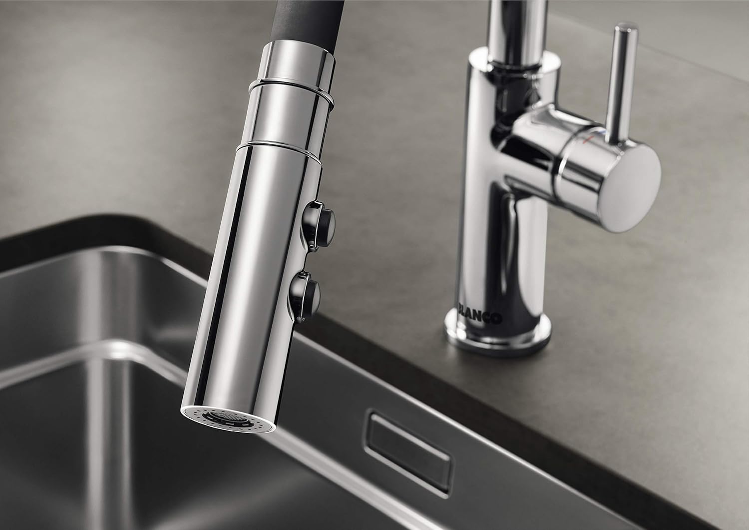 BLANCO CATRIS-S Flexo – Semi-Professional Kitchen Tap with Flexible Rubber Black Hose – High-Pressure Model, Double-Jet Spout – Chrome – 525791