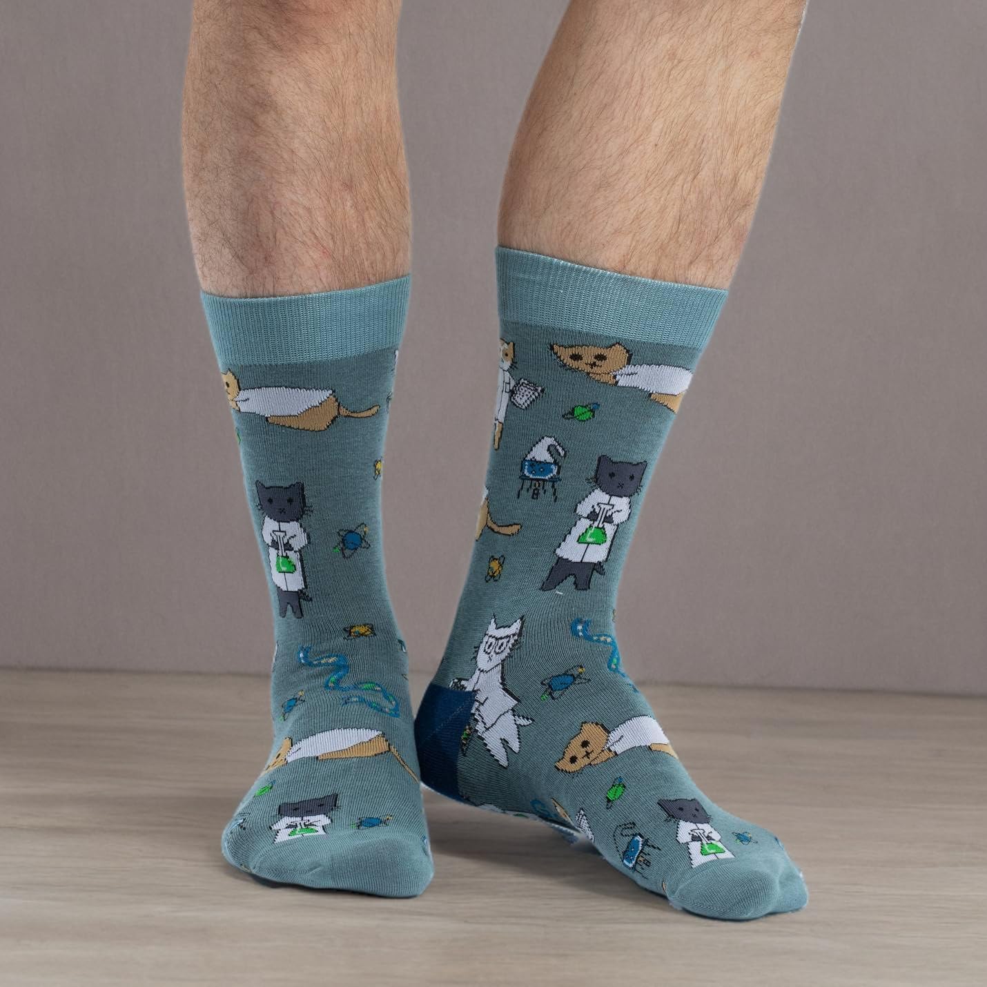 Good Luck Sock Men's Science Cat Socks, Big & Tall, Shoe Size 13-17 - Image 3
