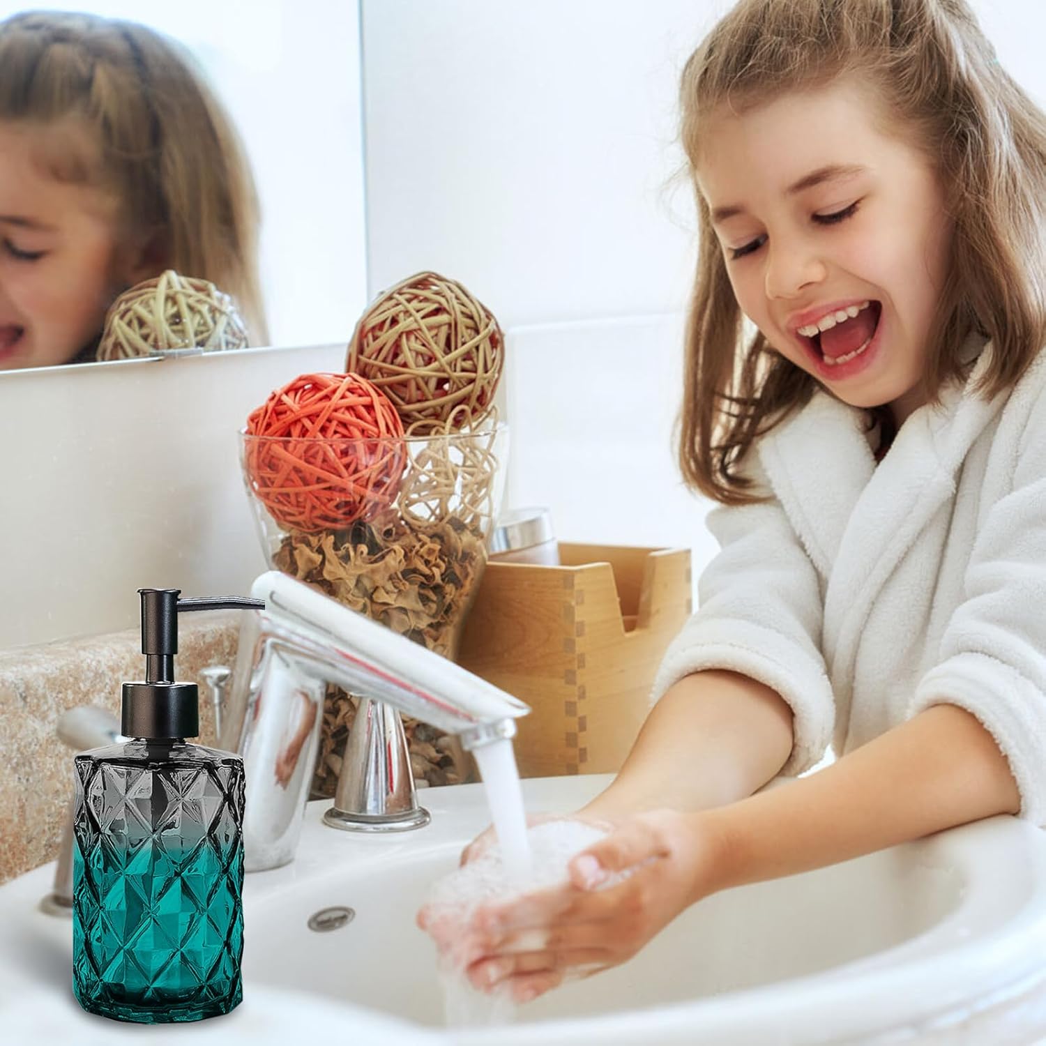 Topsky Glass Soap Dispenser with Plastic Pump, 330ml Liquid Hand Soap Dispenser, Rustproof Pump for Kitchen & Bathroom, Great for Lotions, Essential Oil, Liquid Soaps Clear Black - Image 8