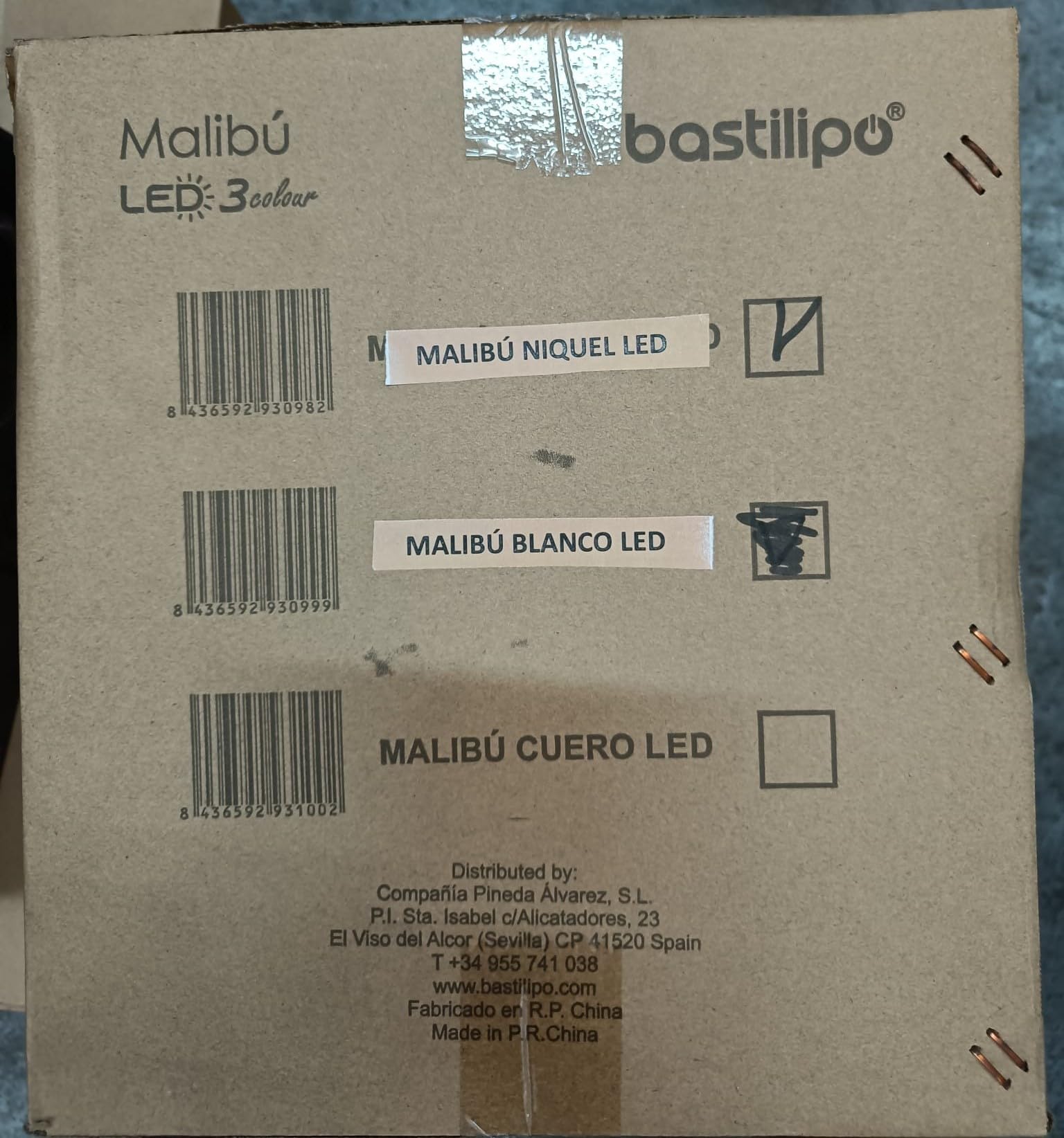 Bastilipo - Malibú NIQUEL 3 LED - Ventilador de techo con mando a distancia y luz LED - 5 Palas reversibles - 132 cm - Color Nogal + Haya