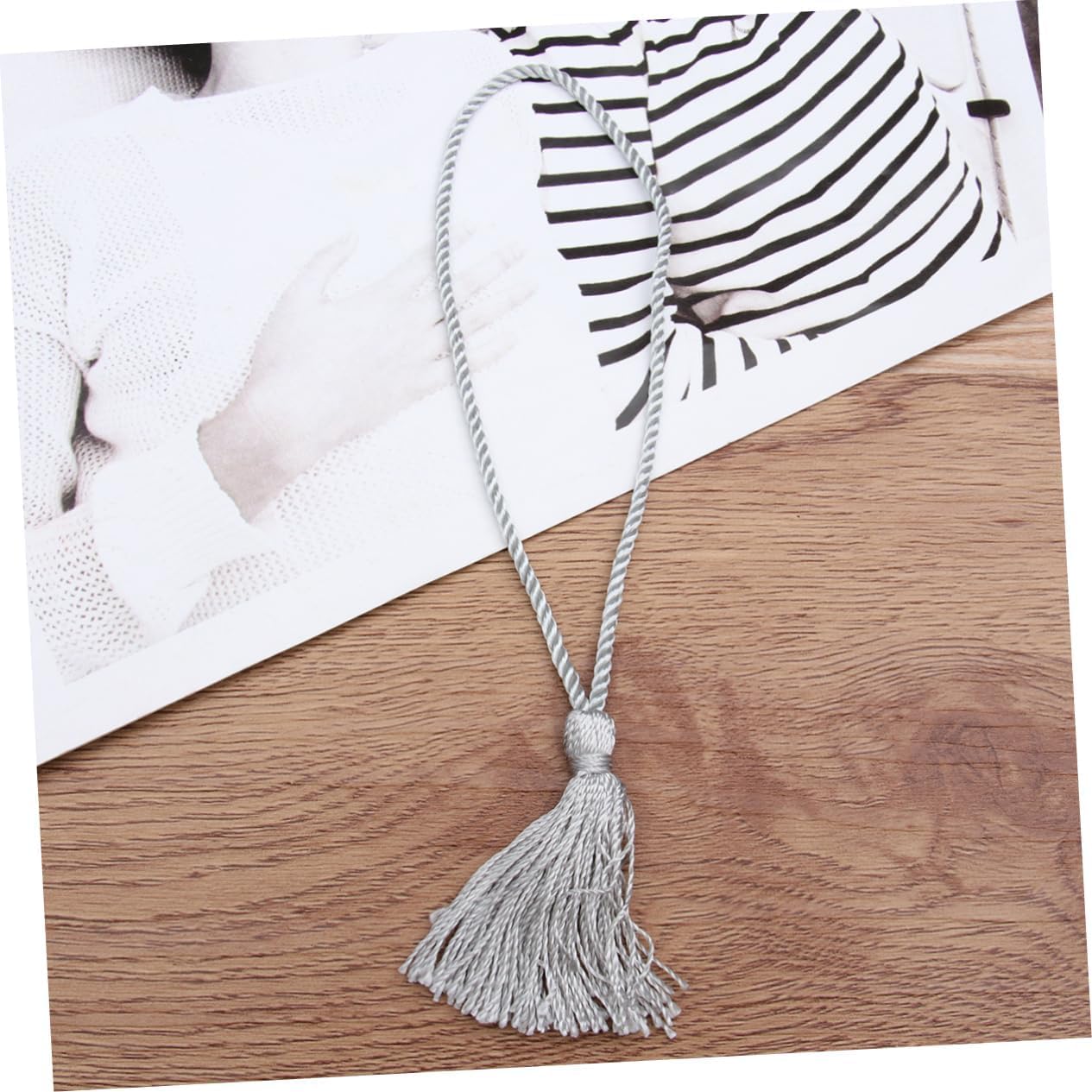 Lot de 20 pompons pour rideaux avec attache pour vue arrière de voiture, rideau suspendu avec cadre de rideau (gris x 2 pièces 17 x 1,5 cm x 2 pièces) (gris x 2 pièces 17 x 1,5 cm x 2 pièces)