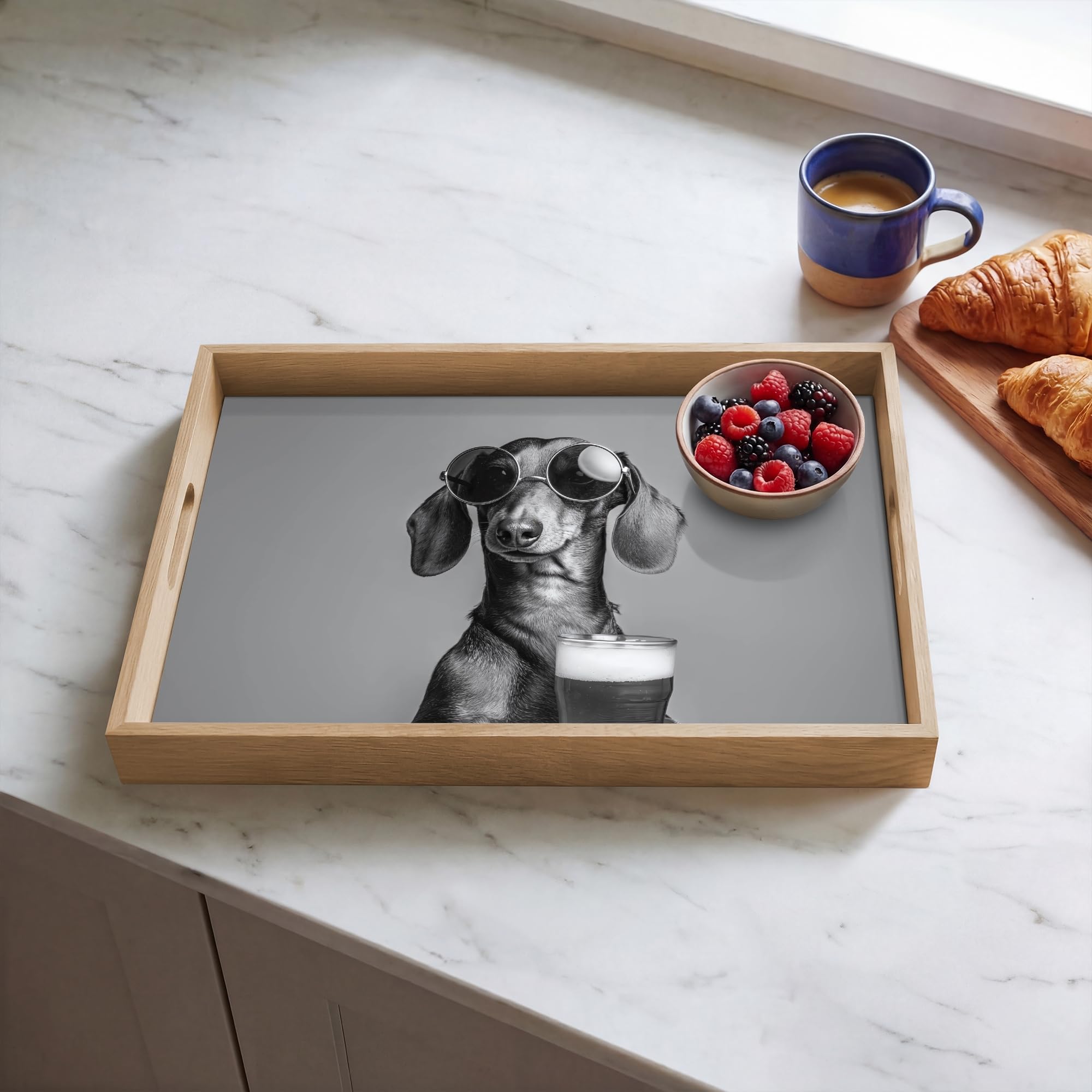 Holztablett Rechteckig 50x35 cm Küchentablett Servier Tablett Eiche Serviertablett Holz Servierplatte Mit Henkel Tray Kaffeetablett Dackel - Bier - Gläser