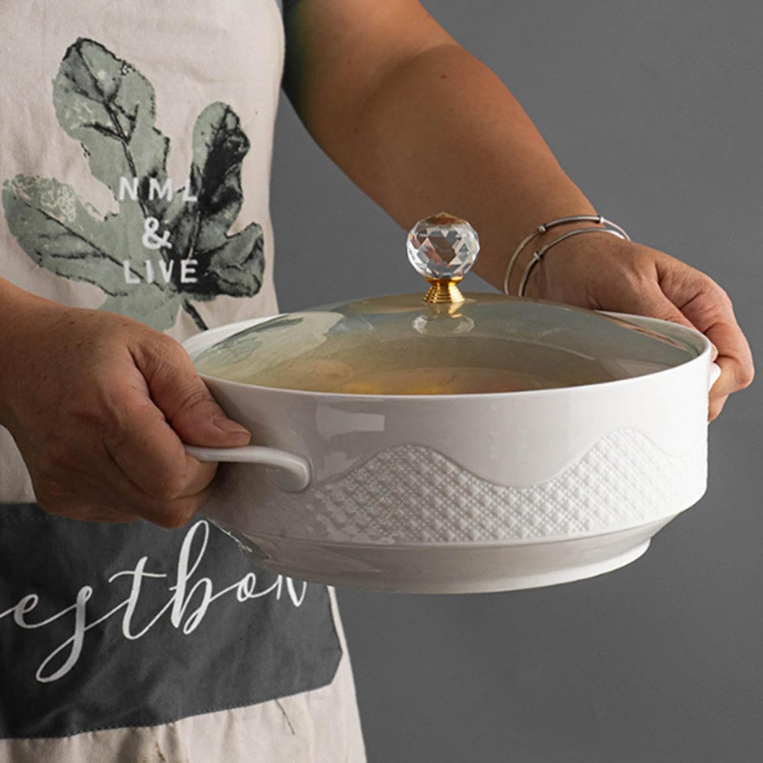 Ceramic Soup Tureen with Glass Lid Porcelain Serving Soup Tureen for Restaurant Home Kitchen Decoration White Ceramic Round Tureen with Ladle, Cooking Soup for Home Office Dorm,2.1L