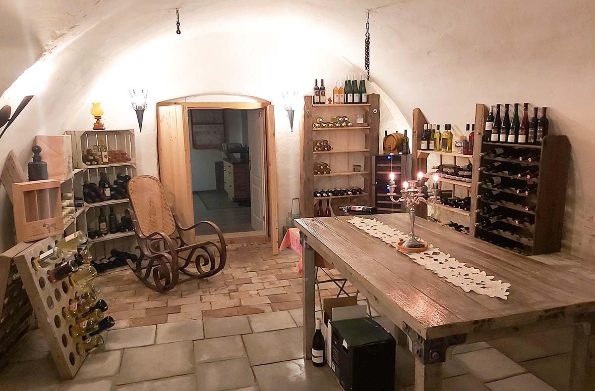 JOCHEN SCHWEIZER Geschenkgutschein: Weinseminar für Einsteiger Willendorf