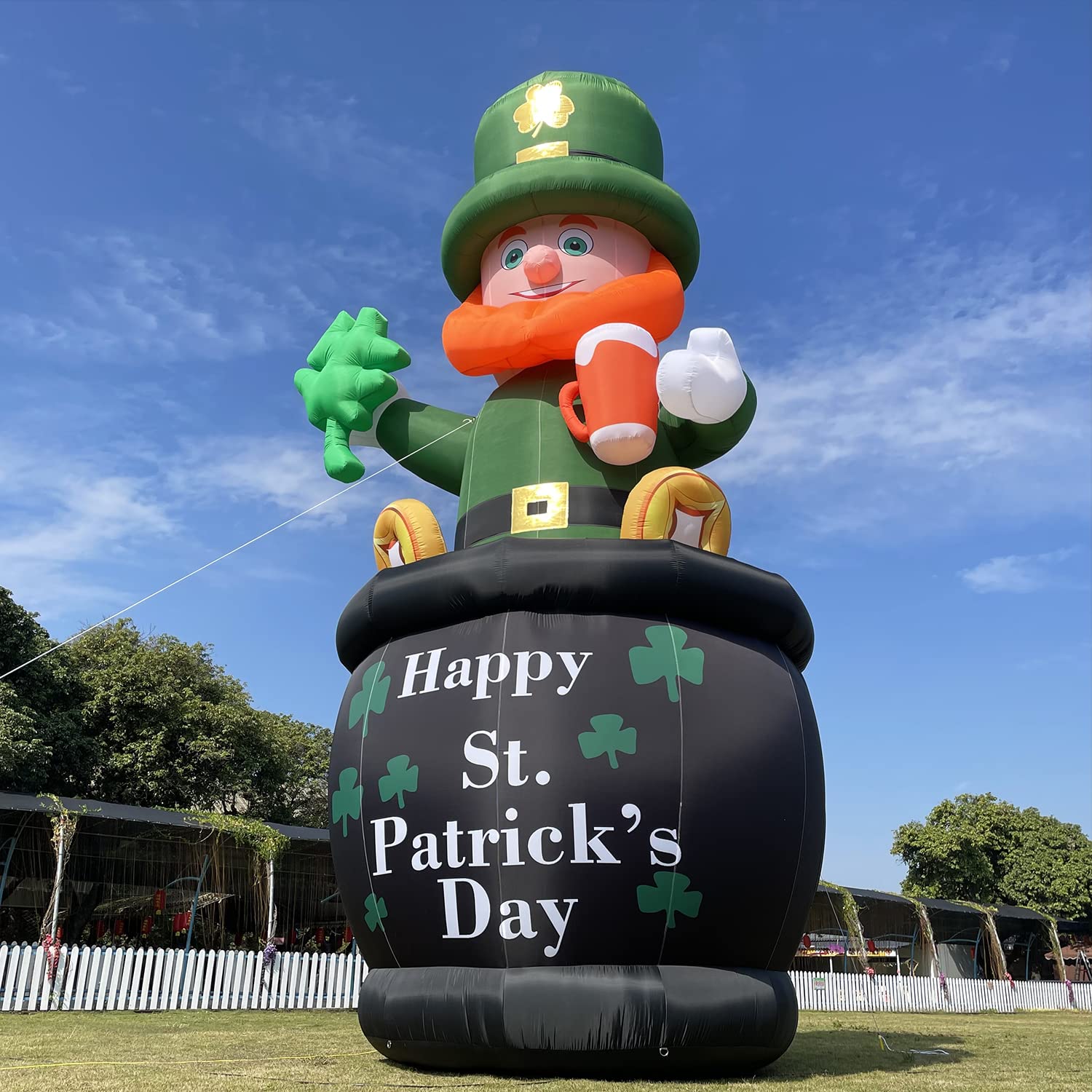 TKLoopGiant 26FT St Patricks Day Inflatable Outdoor Decorations, Standing Inflatable Leprechaun Holding Shamrock Beer with Powerful Blower for Holiday Lawn, Yard Decor, Garden, Business Decor