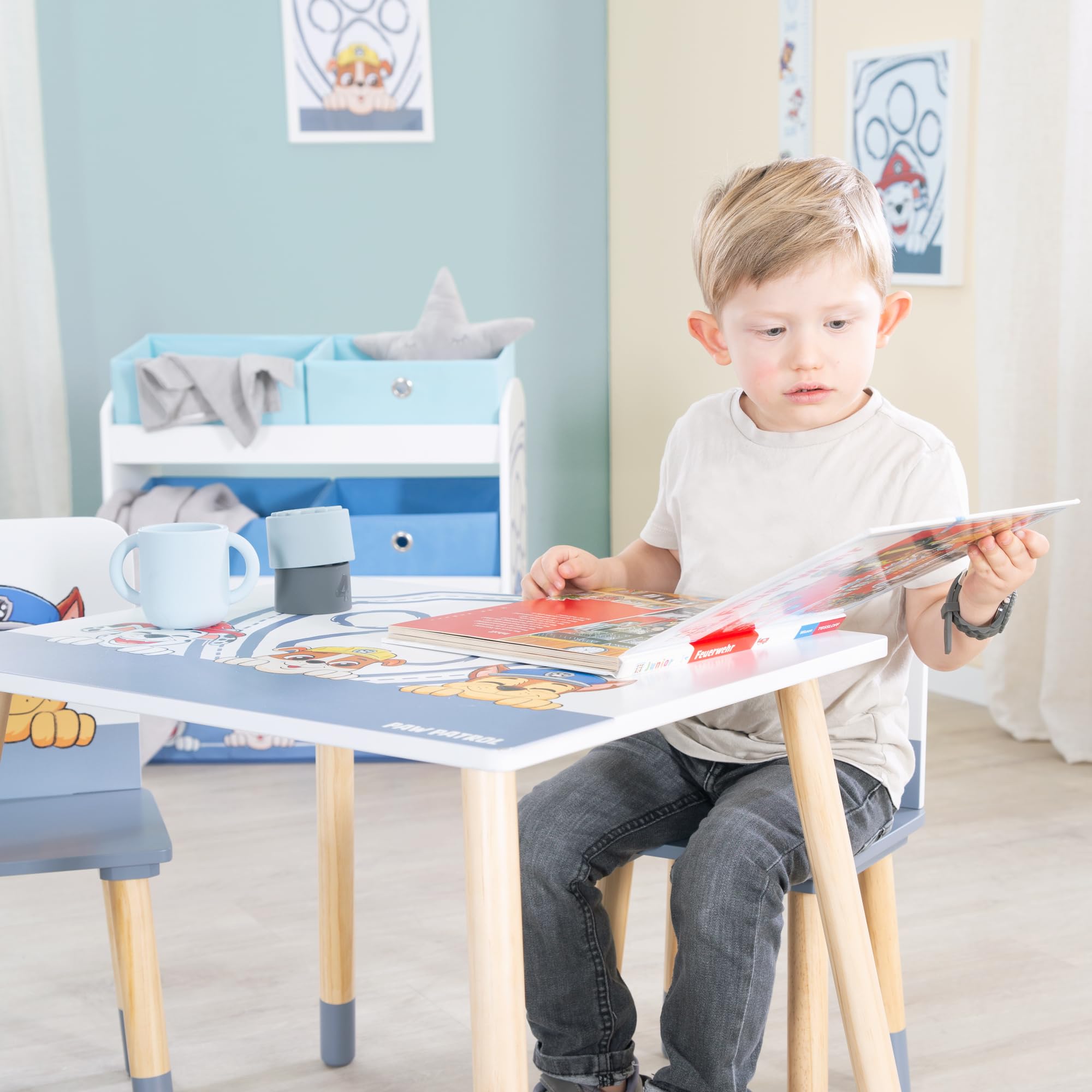 roba Paw Patrol Lit Montessori 70 x 140 cm avec Barrières de Sécurité pour Enfant Jusqu'à 7 Ans + Sommier et Linge de Lit - Blanc/Motif Chiens Chase Marcus Ruben Stella