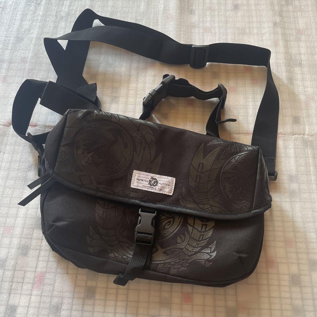 Amazon.co.jp: モンスターハンターポータブル3rd ジンオウガ