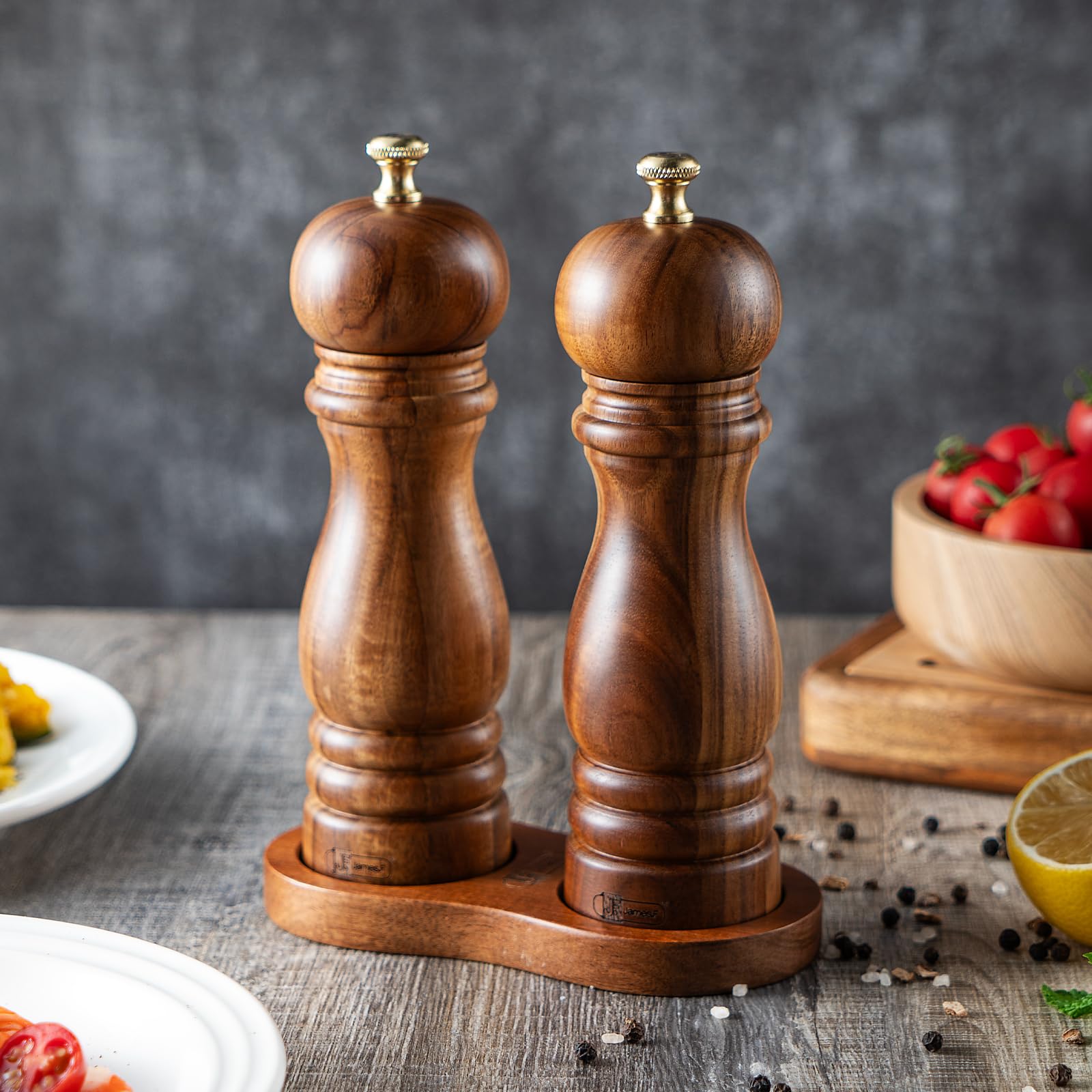 Molinillo de sal y pimienta con bandeja, madera de acacia, juego de 2 molinillos manuales de sal y pimienta, molinillo de sal y sal, mecanismo de cerámica, 7 pulgadas (madera)