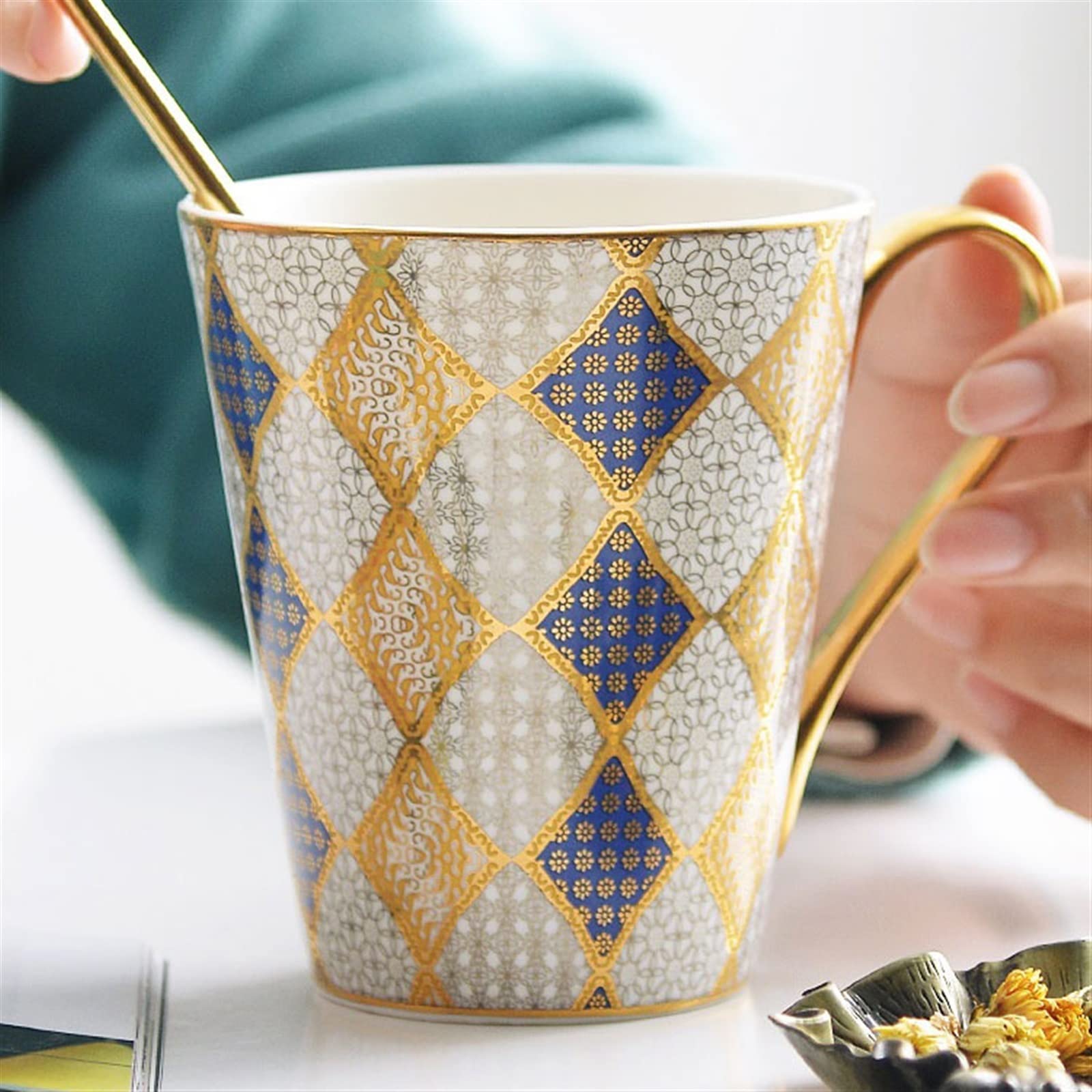 Ceramiczny kubek do kawy Luksusowy styl Kubek z porcelany kostnej Gospodarstwo domowe Modny geometryczny wzór Kubek Duży kubek do mleka