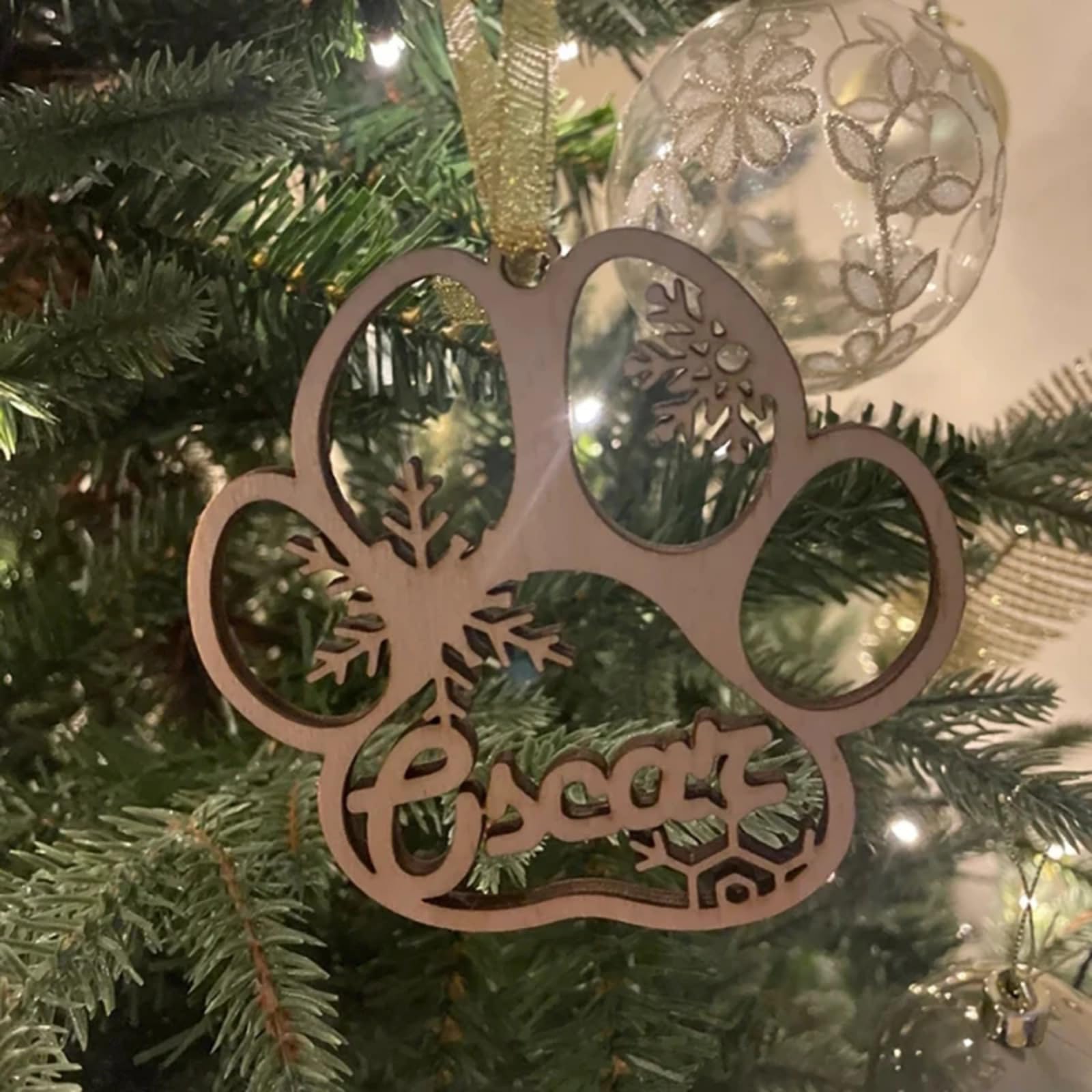 Decoración personalizada para árbol de Navidad, diseño de pata de perro, con diferentes nombres, para colgar en el árbol de Navidad, adornos de madera para envolver regalos (20 unidades)