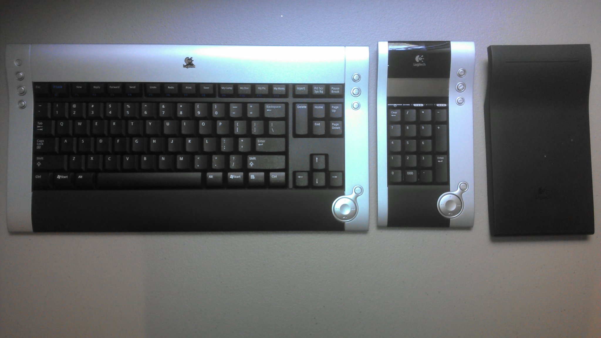 Logitech diNovo Wireless Bluetooth Desktop Keyboard Windows PC