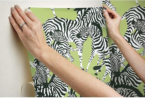 Miniatura 5 de Waverly RMK11879RL Herd Together - Papel tapiz autoadhesivo (18 pulgadas x 18.86 pies), fácil aplicación, sin residuos pegajosos, color verde y