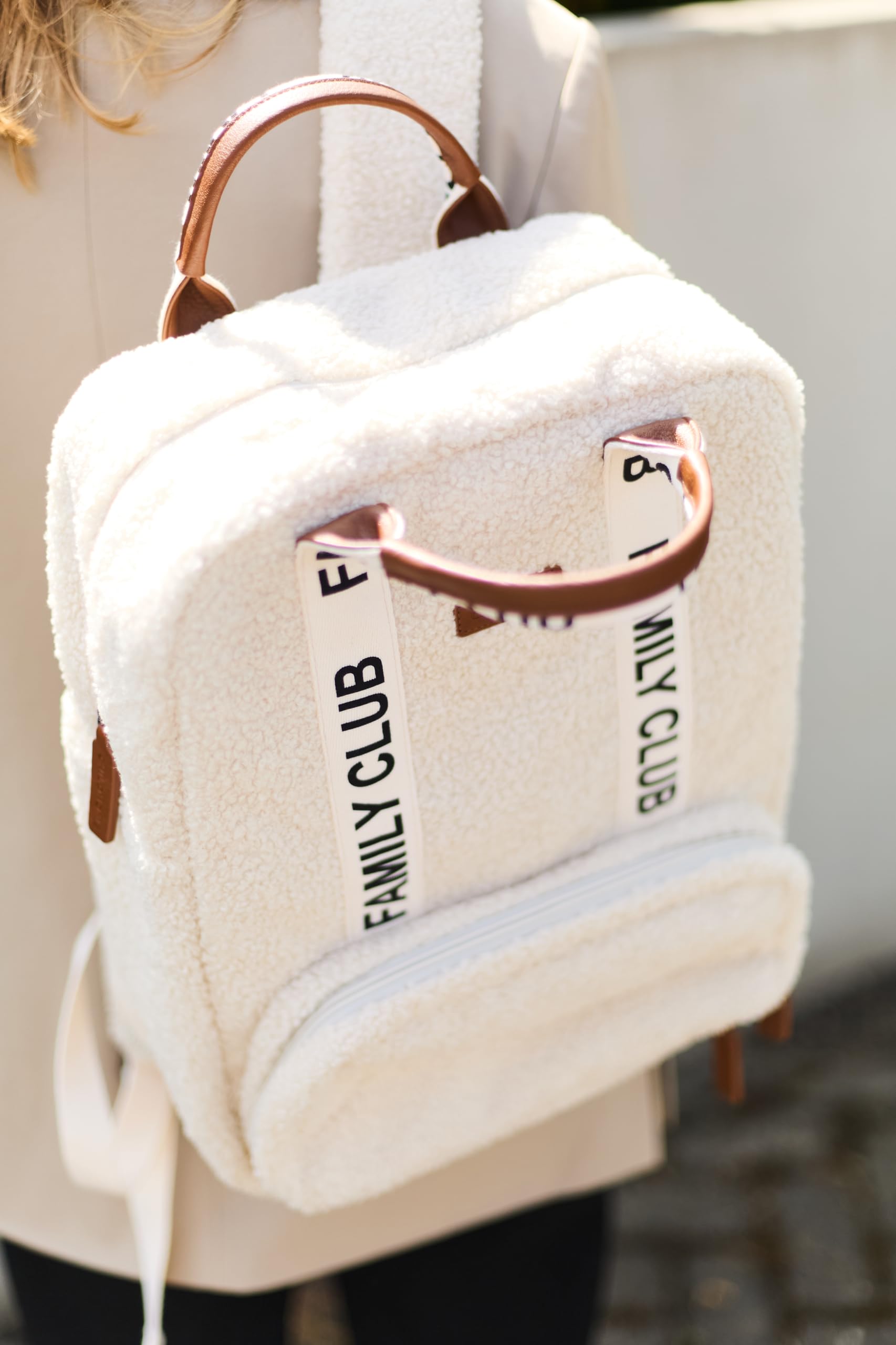 CHILDHOME, Sac à dos à langer Family Bag, Grande capacité, Multifonctionnel, Tapis à langer inclus, 11 Compartiments, Pochette Isotherme, Passage Trolley-valise, Accroche Poussette, 20.5L, Teddy White
