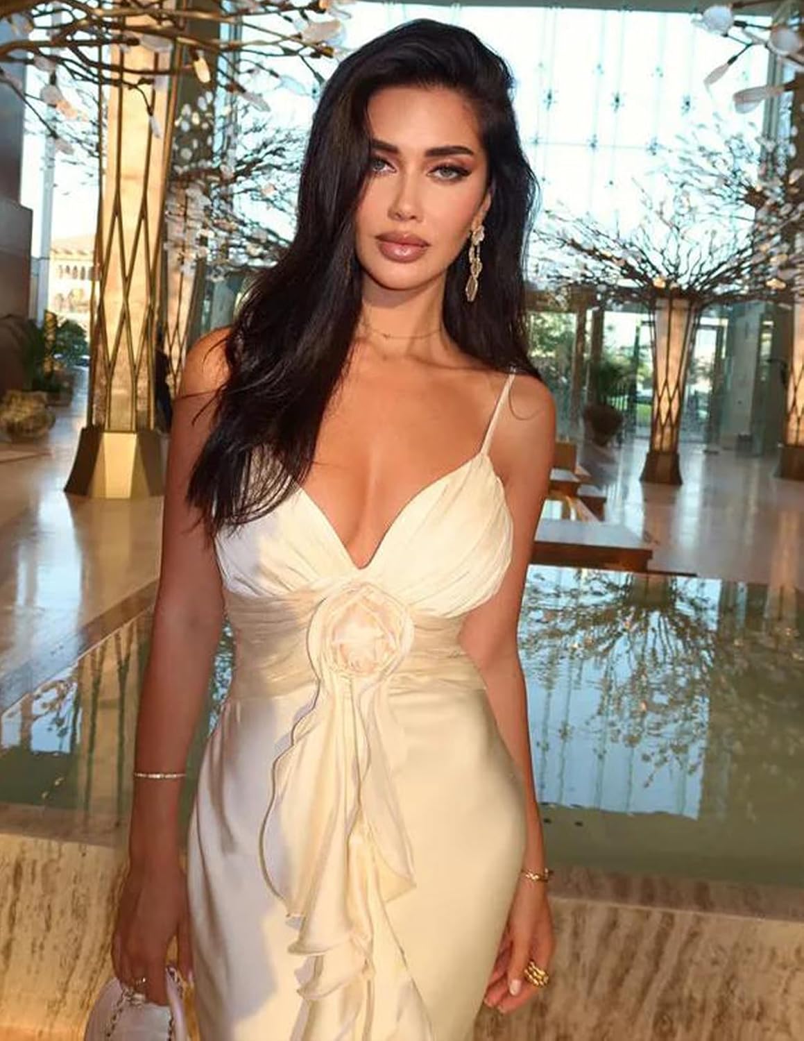 BELLA BARNETT Trendy Alluring Ruffled Pleated Prom Dress Chic Deep V Strappy Cocktail Dress