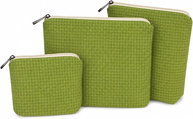 Conjunto com 3 necessaires de nylon xadrez verde com zíper BBORGDC