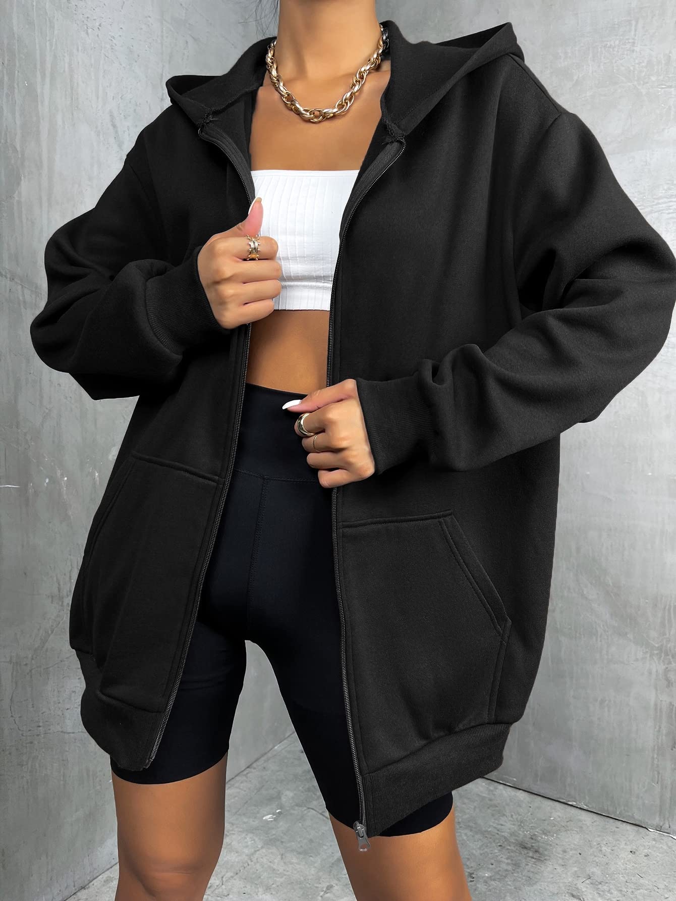 Sweat à capuche femme noir en taille S vêtement automne