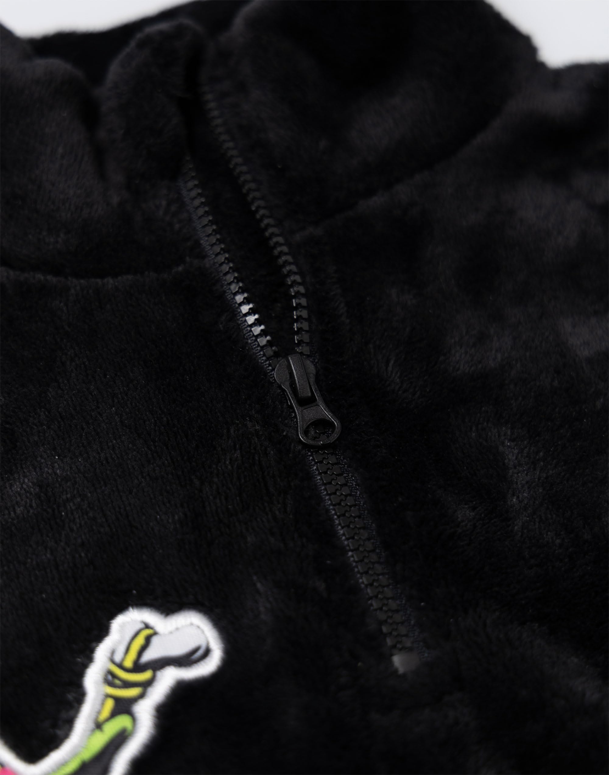 One Piece Set Pigiama da Bambino di 3 Pezzi Jolly Roger con Maglione in Pile a Mezza Zip | Abbigliamento da casa a Maniche Lunghe Nero per Bambini, Merchandising Anime/Manga Luffy
