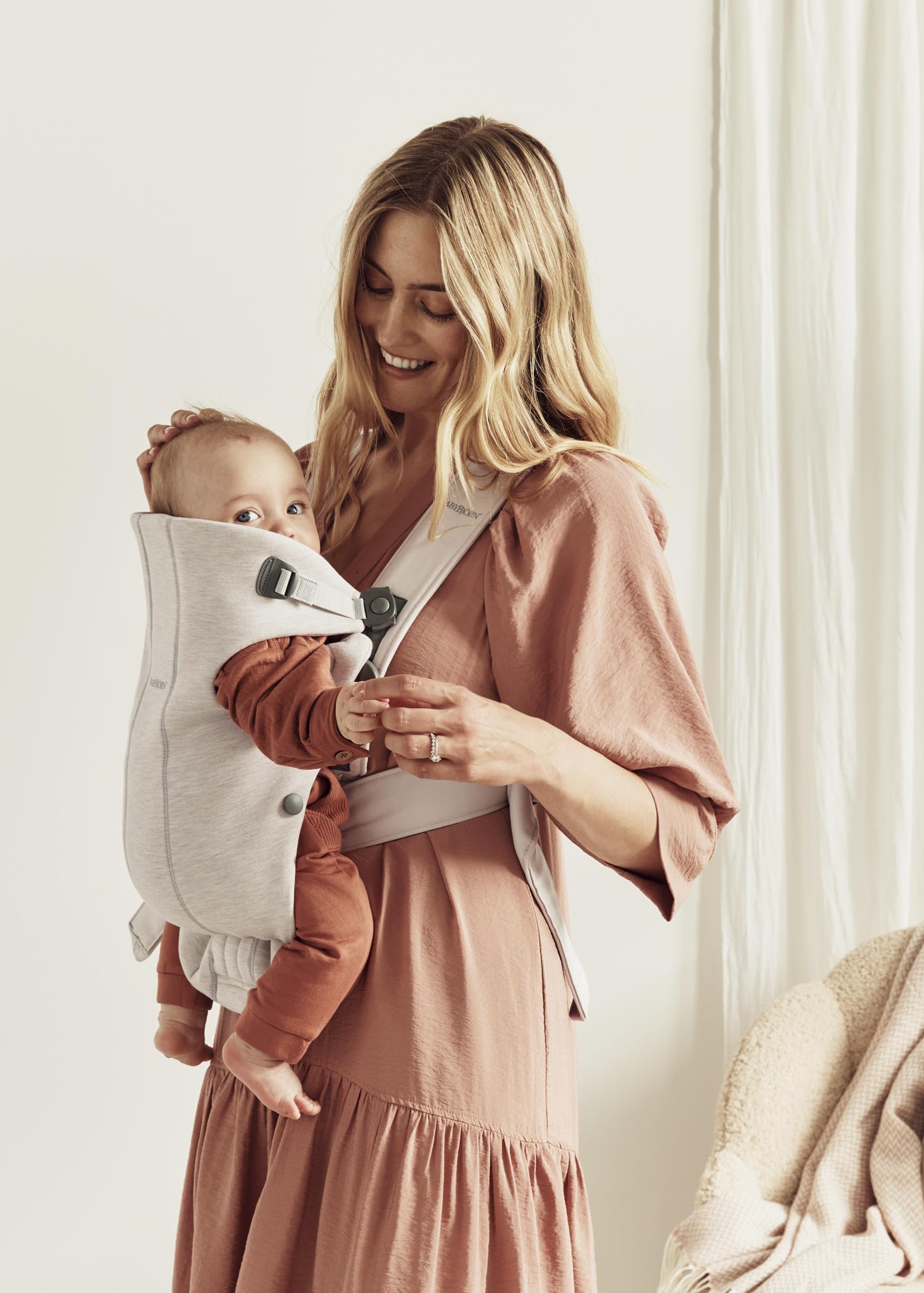BabyBjörn Porte-bébé Mini, Jersey 3D, Beige clair