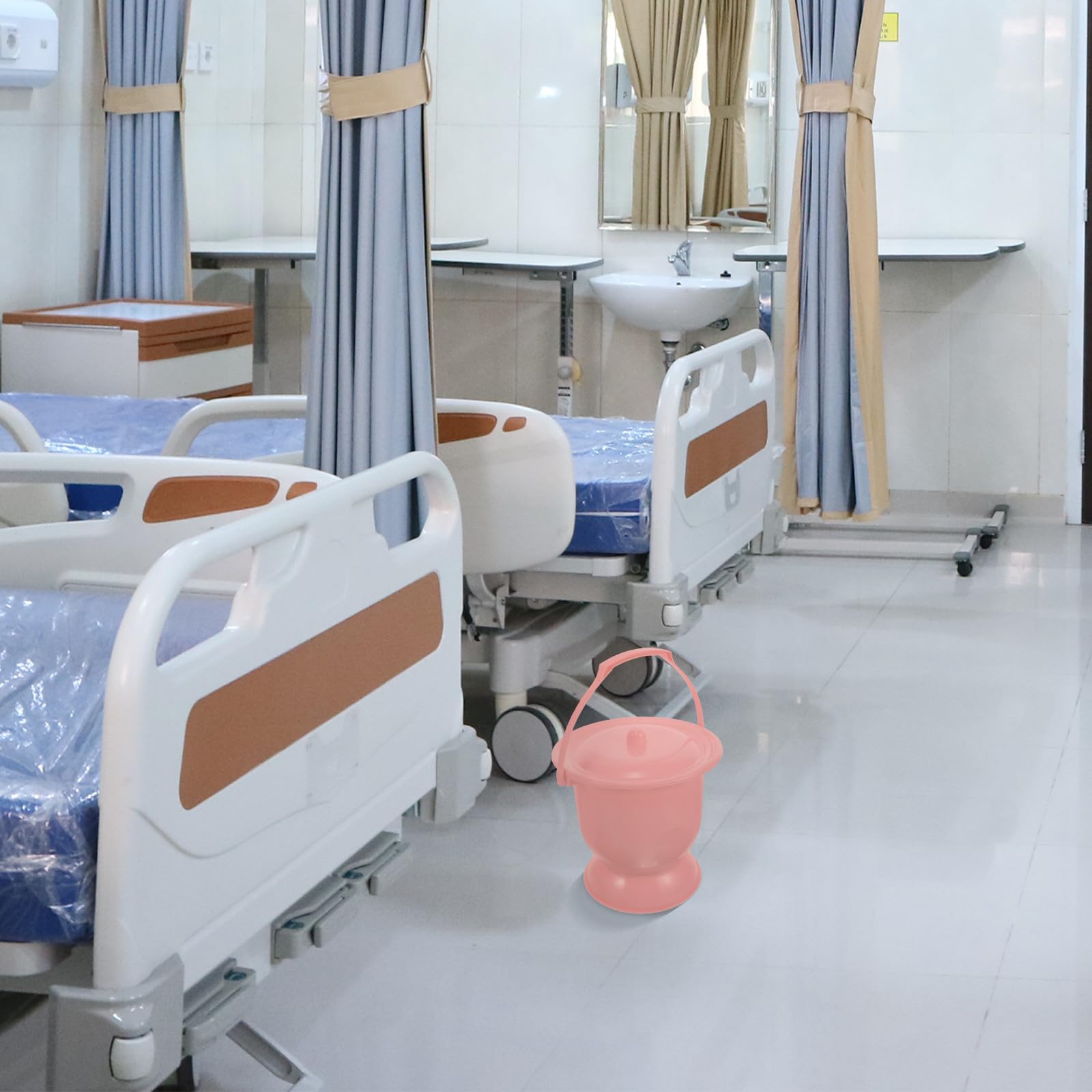 Przenośny pisuar nocny o pojemności 4 l z pokrywką – unisex nocny mocz dla seniorów i kobiet, łatwy do czyszczenia, wygodny, idealny do użytku domowego, przyjazna w podróży Sputacchiera.
