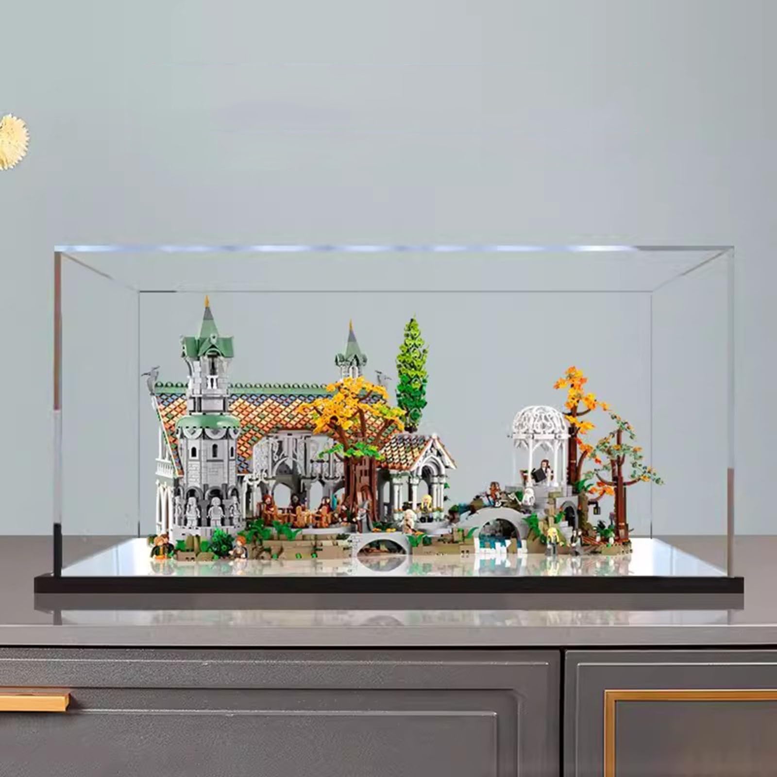 Yglophic Transparent Acrylic Display Case for Lego 10316 Rivendell, Acrylic Dustproof Storage Box Compatible with Lego 10316 (Lego Model Not Included) 80 * 55 * 45cm B,2MM