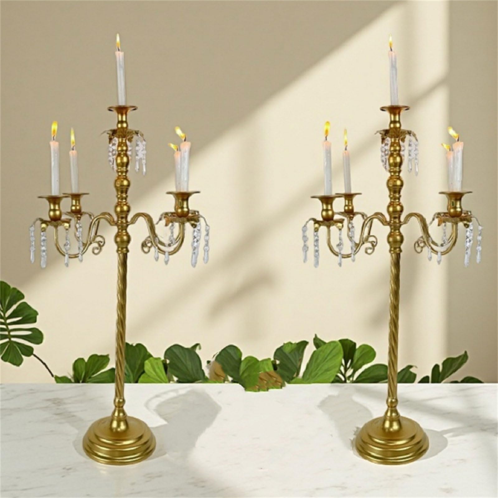 Chandelier européen en métal avec cristal décoré doré bougeoir pour centres de table de mariage et événement, pendentifs élégants en cristal