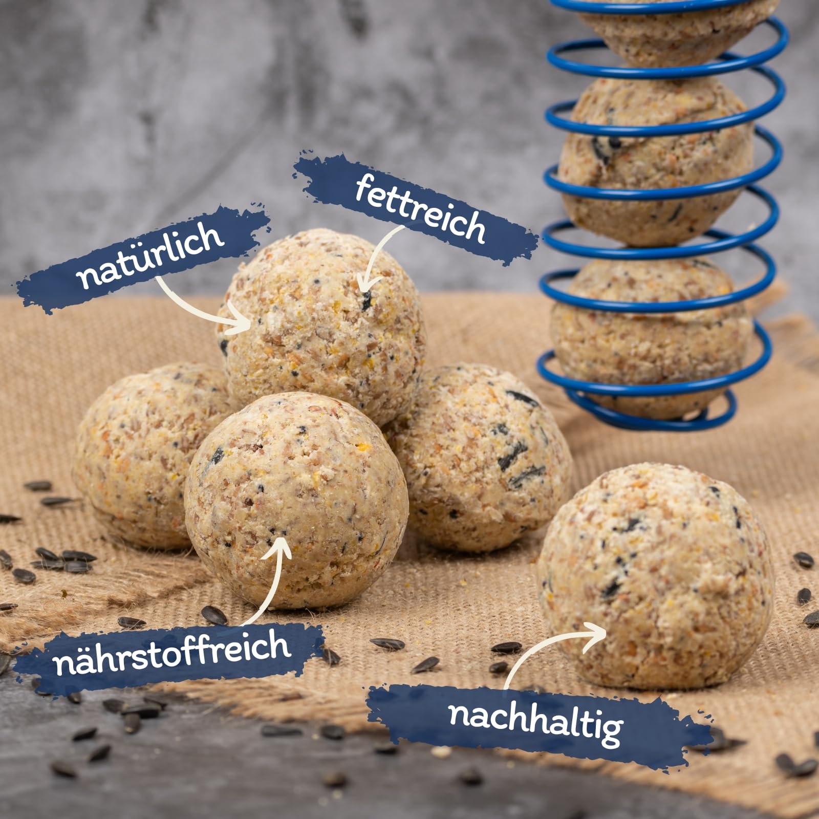 Lyra Pet® | 200 Ganzjahresknödel ohne Netz à 90 g = 18 kg | Energiespender für Körnerfresser | Abwechslungsreiches Wildvogelfutter | Meisenknödel Sommer & Winter | Energie für Wildvögel
