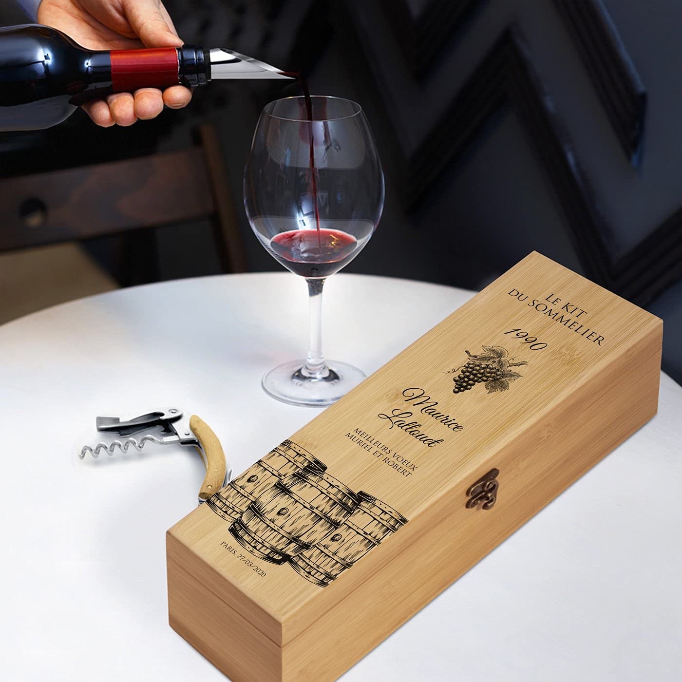 Maverton Coffret à bouteille en bambou, Cadeau d'accessoires pour le vin, Set sommelier personnalisé, Cadeau pour chaque homme - Cadeau Noel - vigne