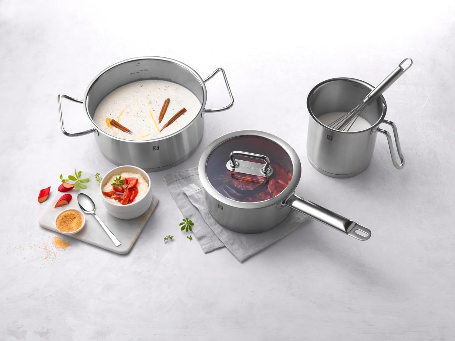 ZWILLING 65122-200 Pro Stew Pot 7.9 inches (20 cm) (with Glass Lid), Two-Handed Pot, Stainless Steel, 3-Layer Base, Induction Compatible, 9.8 gal (3.0 L)