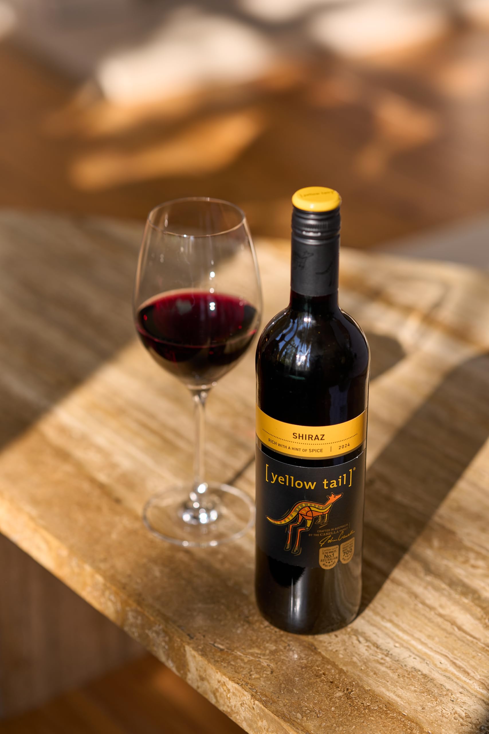 yellow tail Shiraz – Halbtrockener, aromatischer Rotwein aus Australien (6 x 0.75l), 542900-2015, 6 x 0.75 l