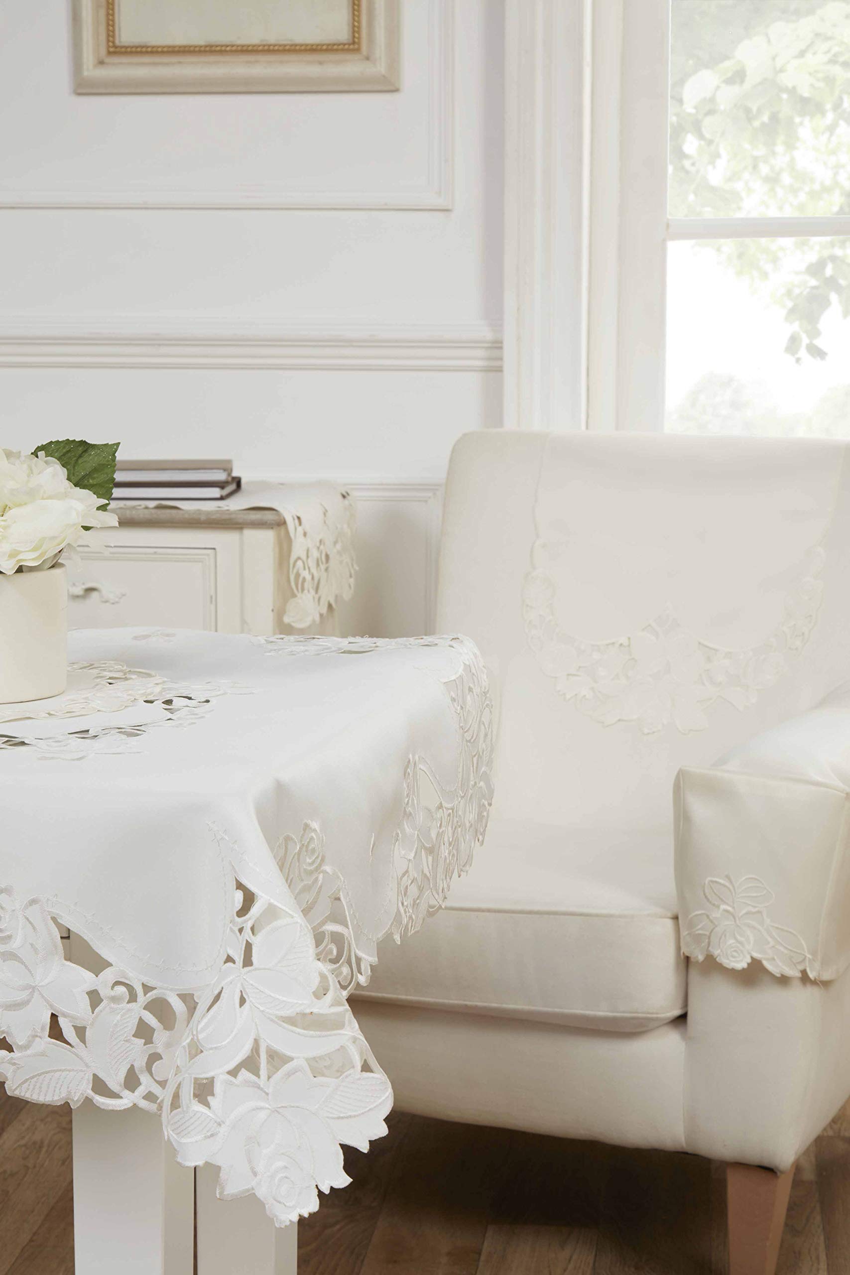 Emma Barclay Rosie Embroidered Tray Cloth in Cream - 12x18 (30x46cm)