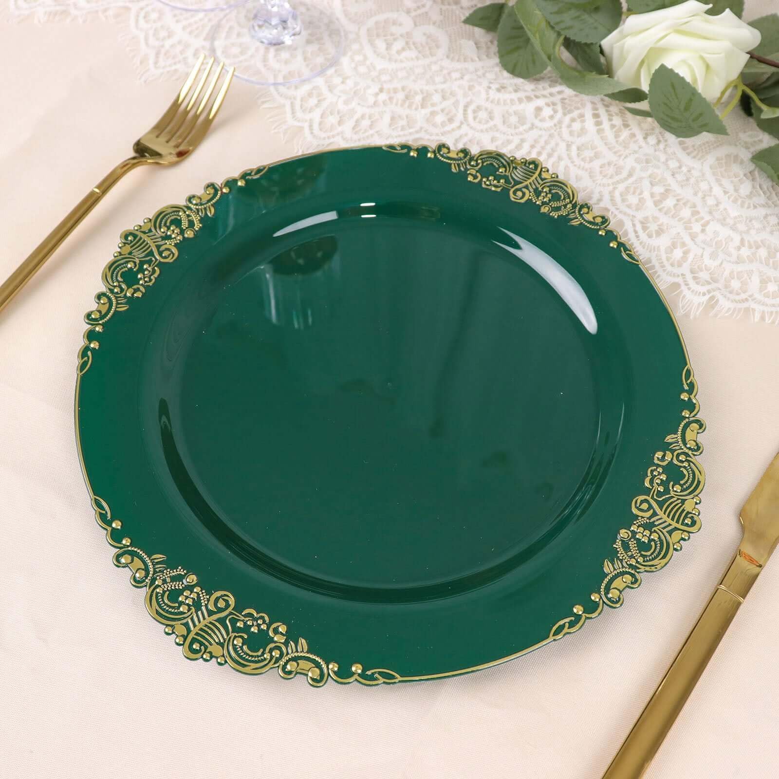 Creative Converting Emerald Green Dinner Plates - 75 Count Value Pack, Multi-Size Sturdy Paper Plates For Parties & Gatherings