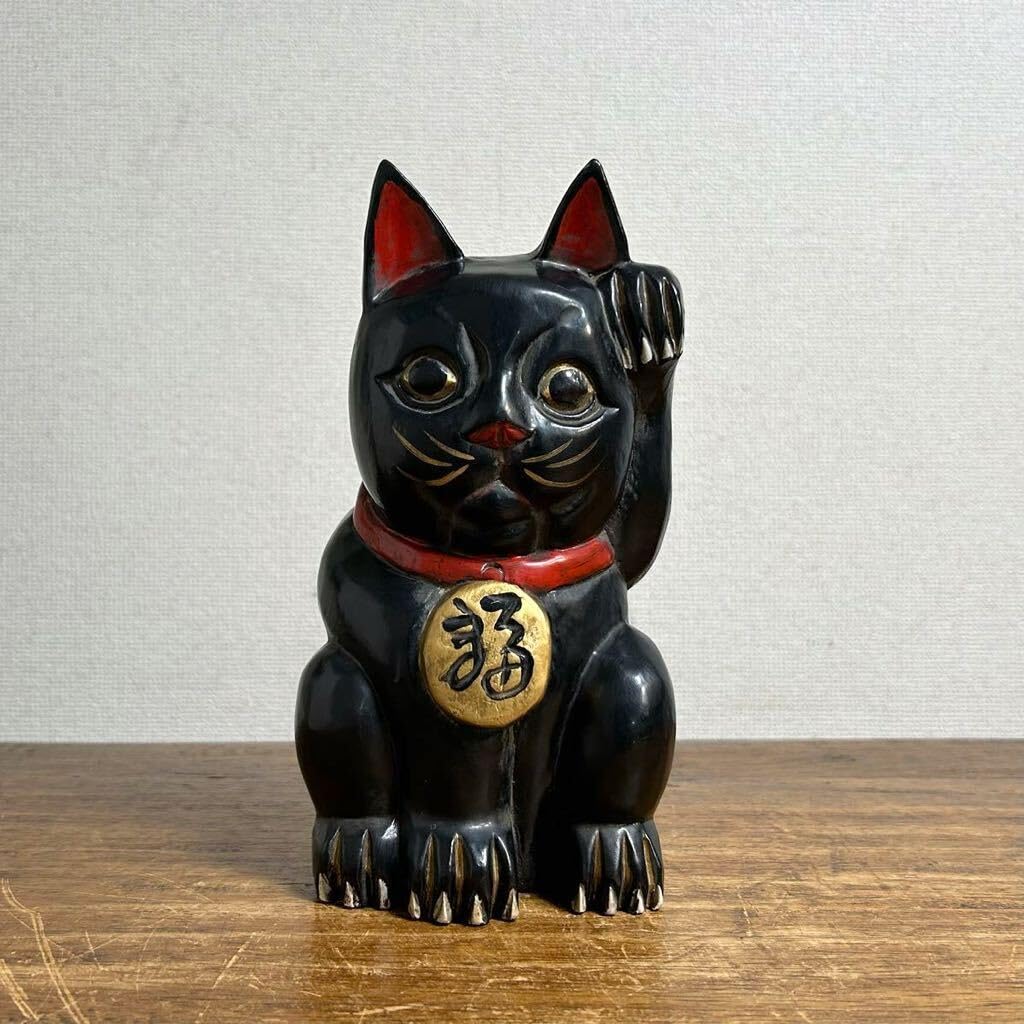 Amazon.co.jp: 時代 木彫 黒猫 招き猫 古美術 骨董 高さ24.5cm 縁起物 