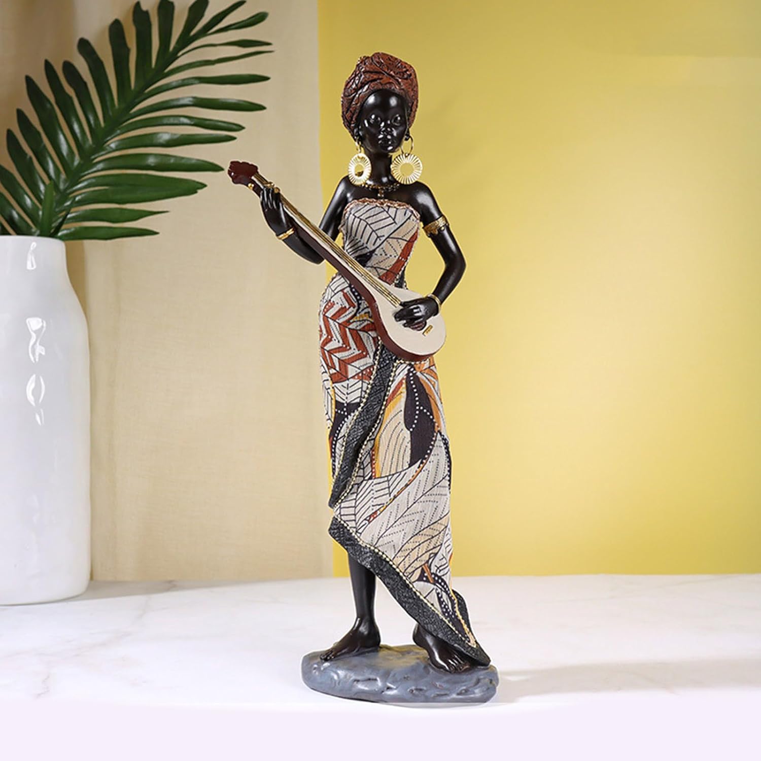 Retro Styles Resins African Woman Statue Exotic Tribal Lady Figurine Ornament for Home and Living Room Tabletop Decors