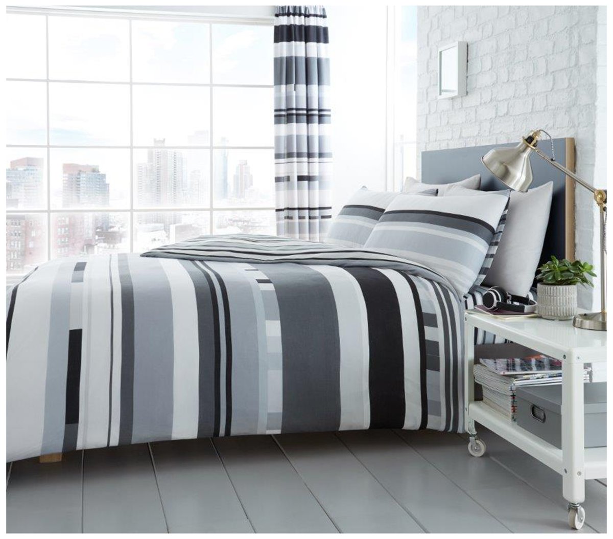 GC GAVENO CAVAILIA Gaveno Cavailia Luxurious Bed Set with Duvet Cover and Pillow Cases, Polyester-Cotton, Double, Chester Stripe Mono