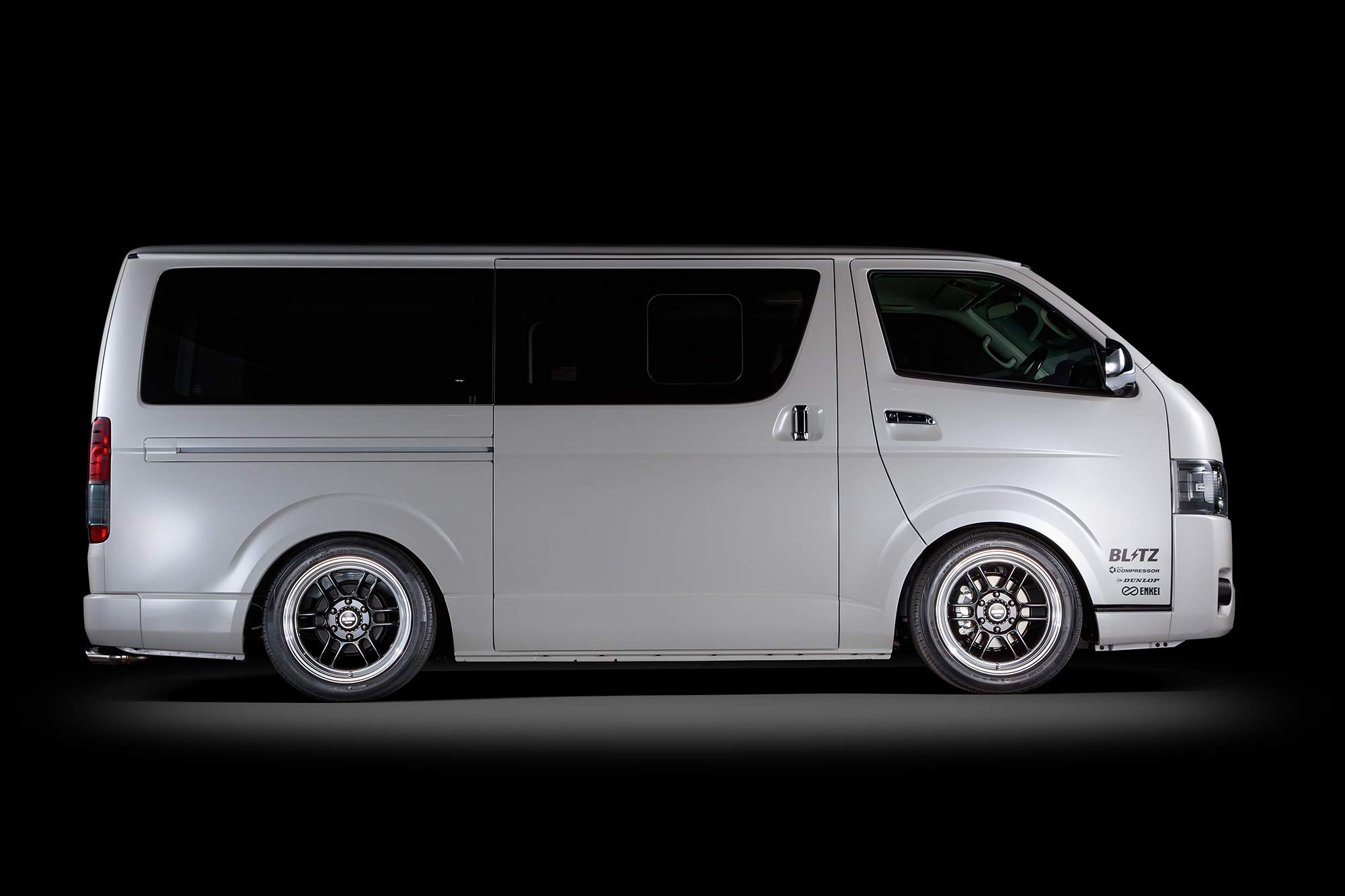 Amazon | BLITZ(ブリッツ) 車高調 レンチ付 ハイエース TRH200V 