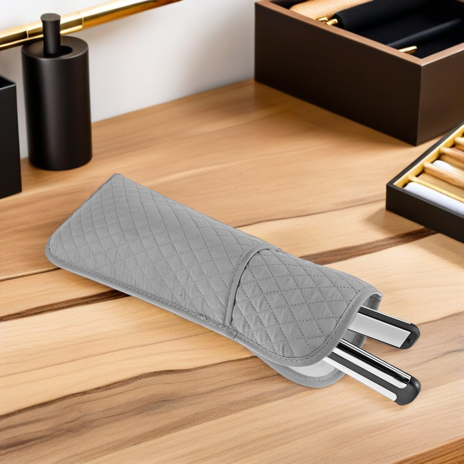 Hitzebeständige Haarglätter Tasche Leichtes Reiseetui für Lockenstab und Glätteisen mit Schutz für Heiße Stylinggeräte Organizer für Friseurbedarf und Salon Zubehör