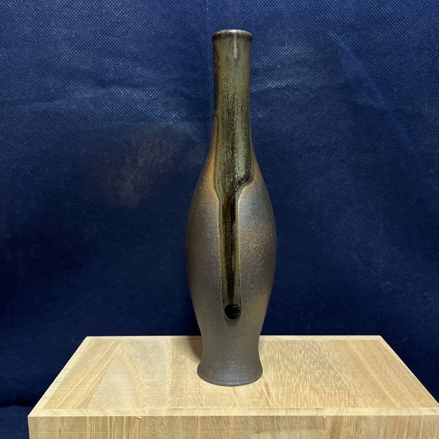 Amazon.co.jp: 一輪差し／越前焼／隆一造／燻陶 : おもちゃ